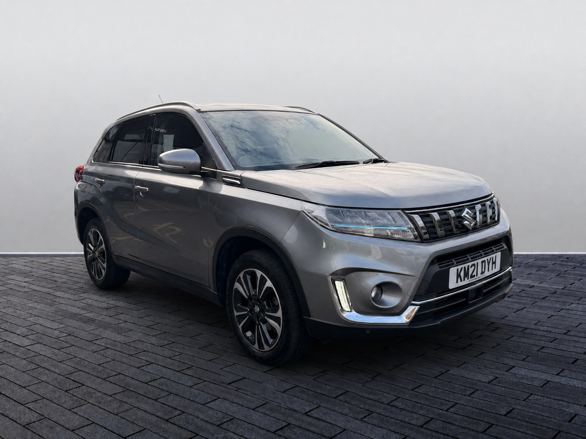 Main listing image - Suzuki Vitara