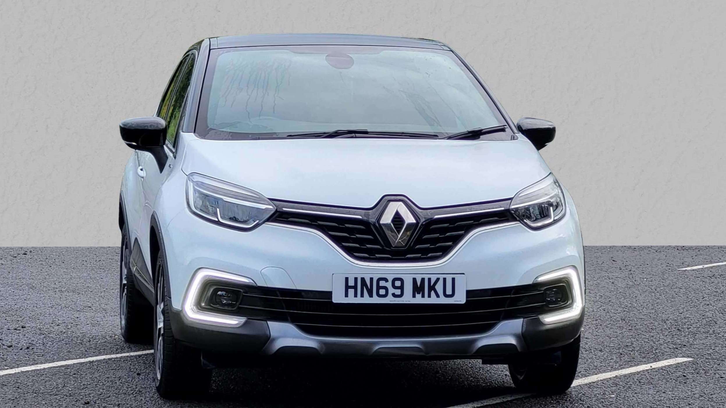 Main listing image - Renault Captur