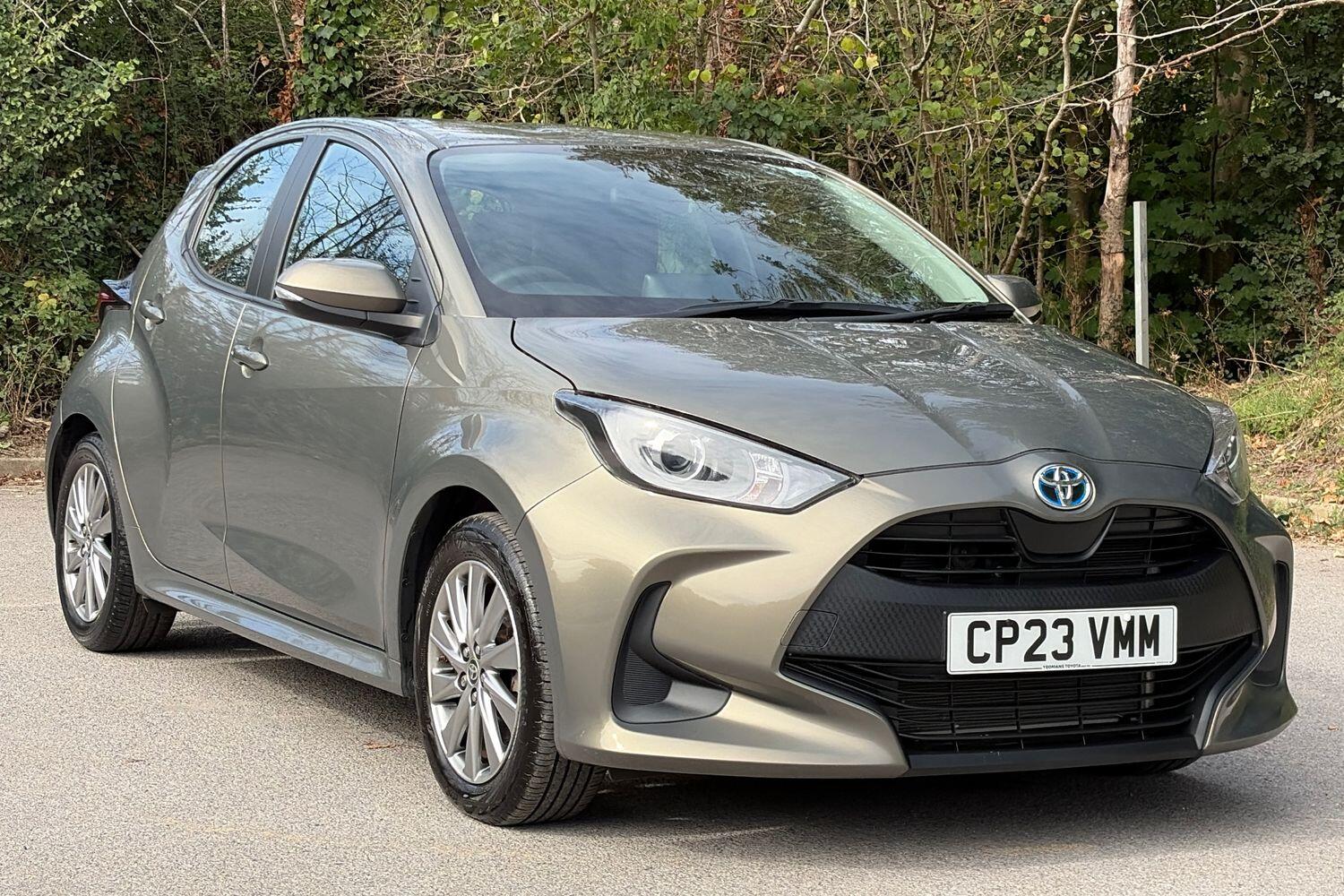 Main listing image - Toyota Yaris