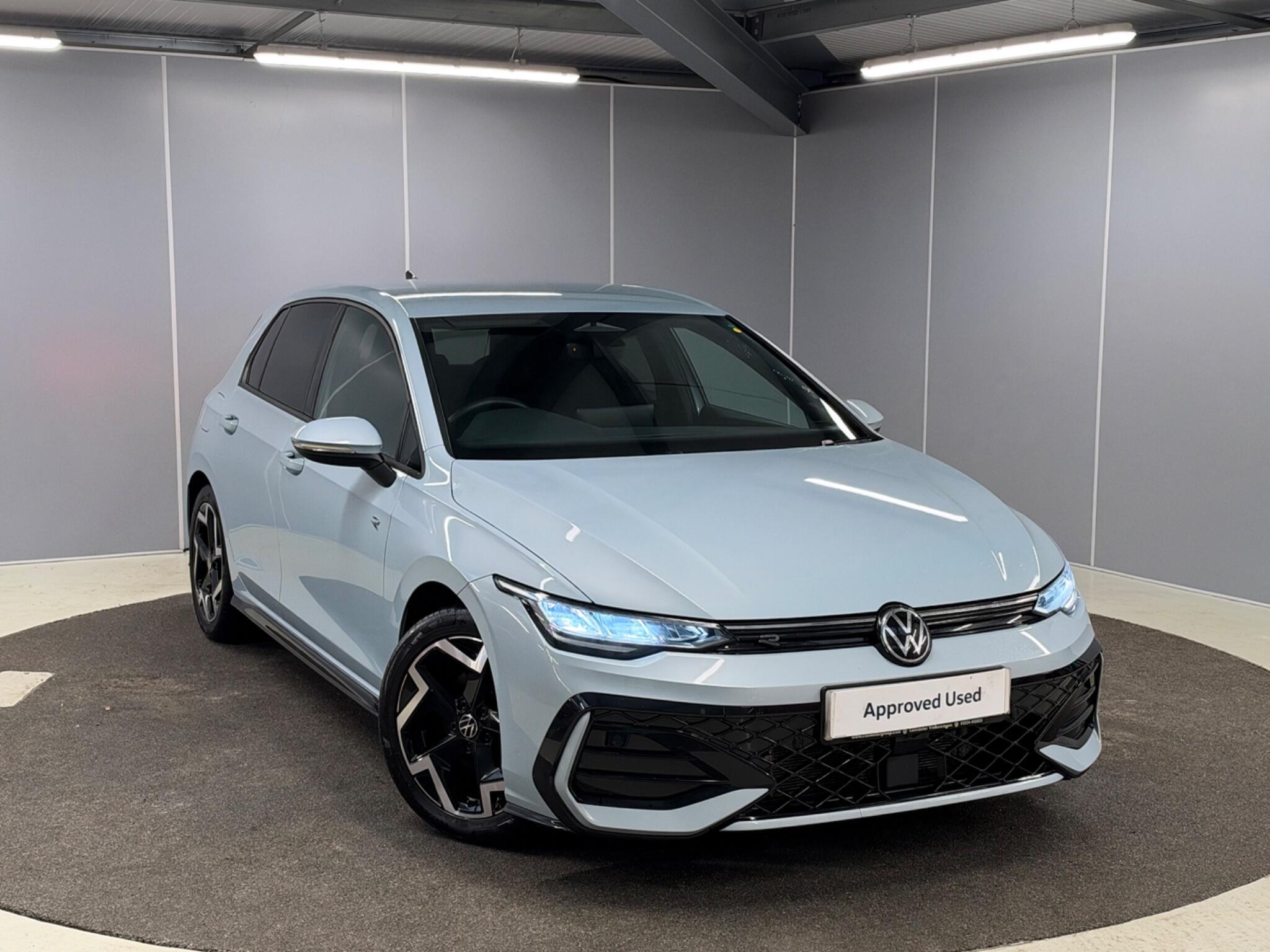 Main listing image - Volkswagen Golf