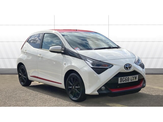 Main listing image - Toyota Aygo