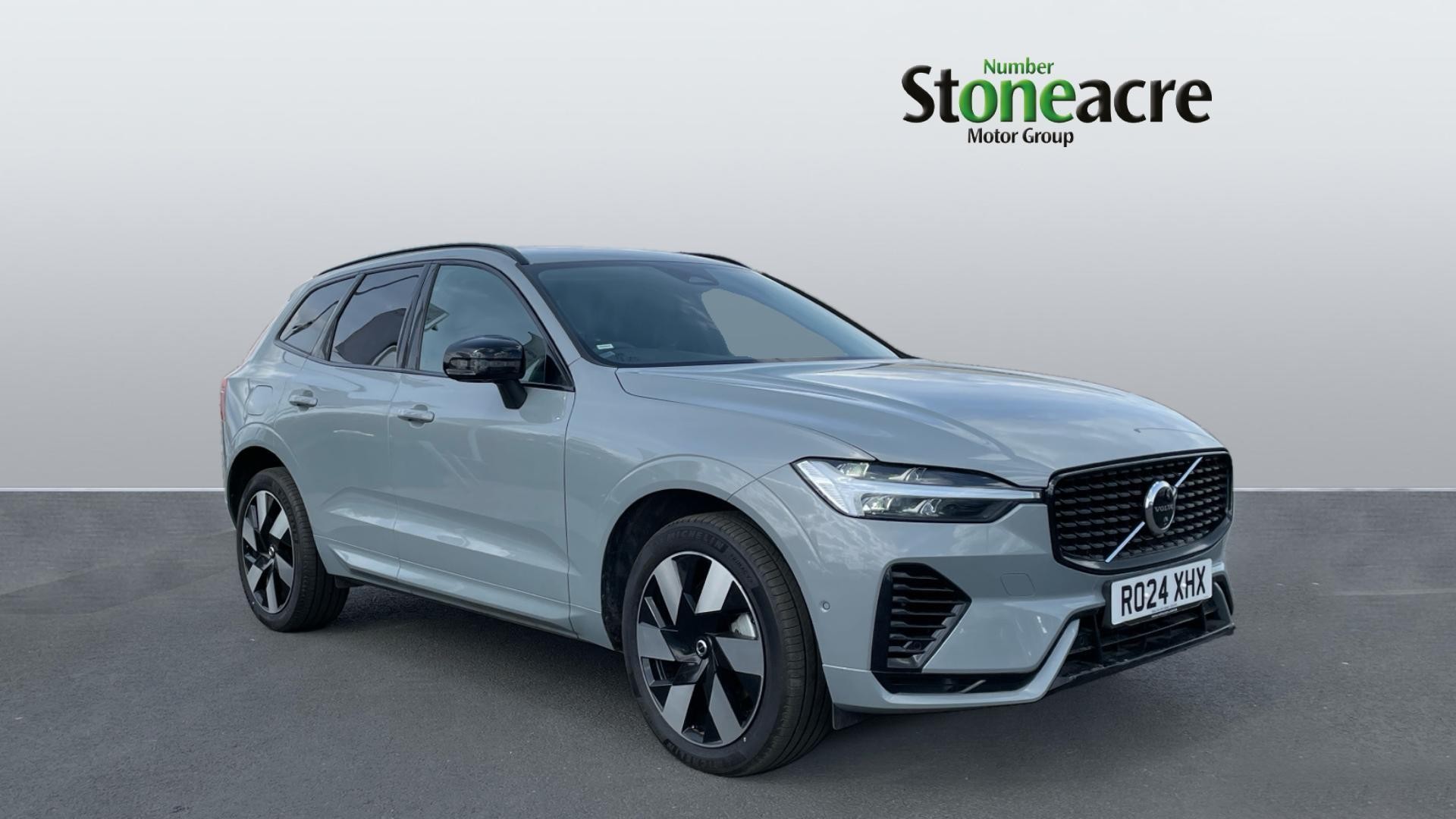 Main listing image - Volvo XC60