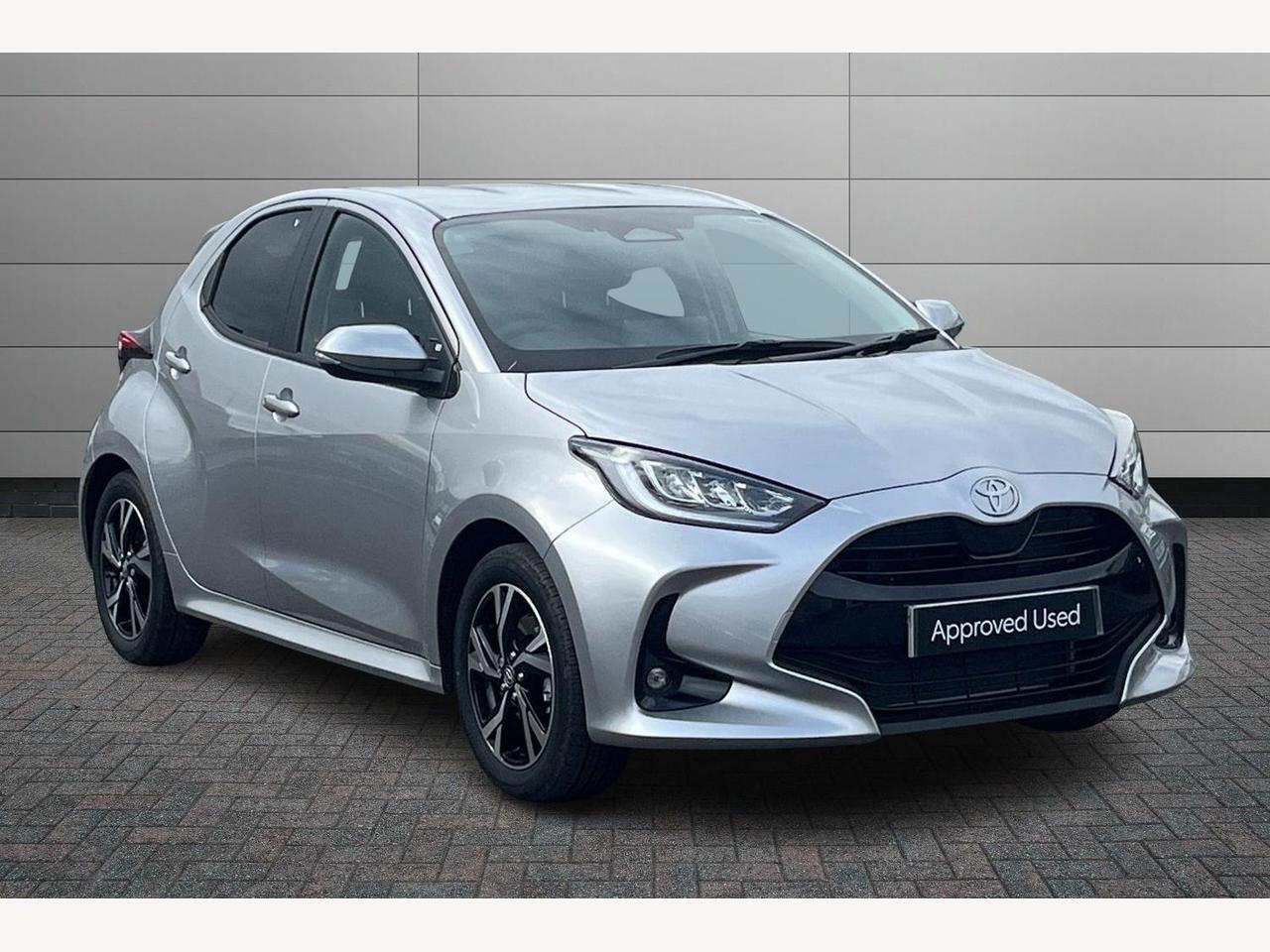 Main listing image - Toyota Yaris
