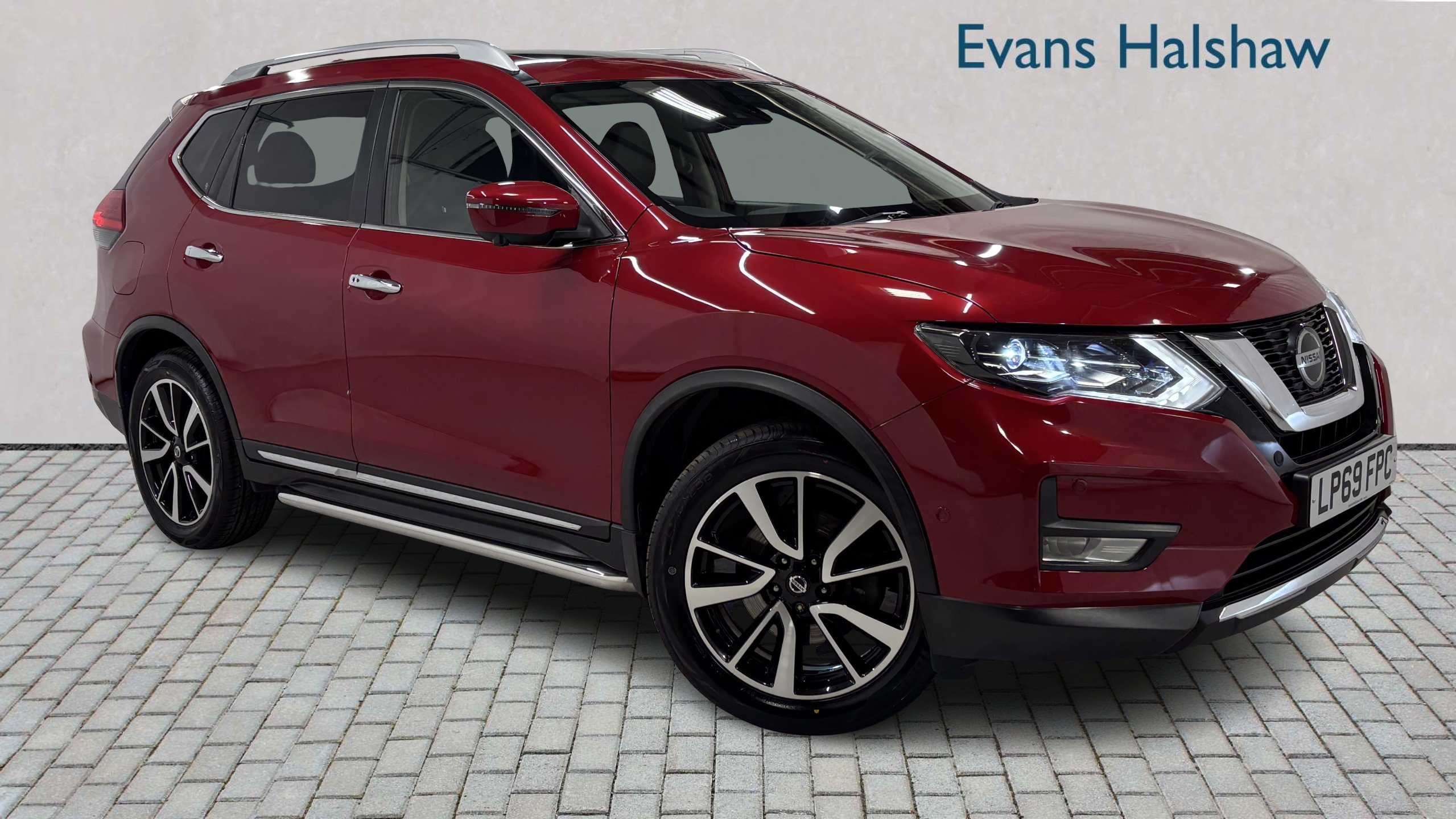 Main listing image - Nissan X-Trail