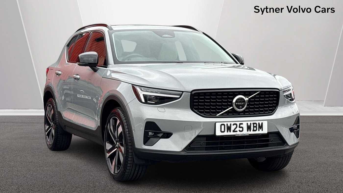 Main listing image - Volvo XC40