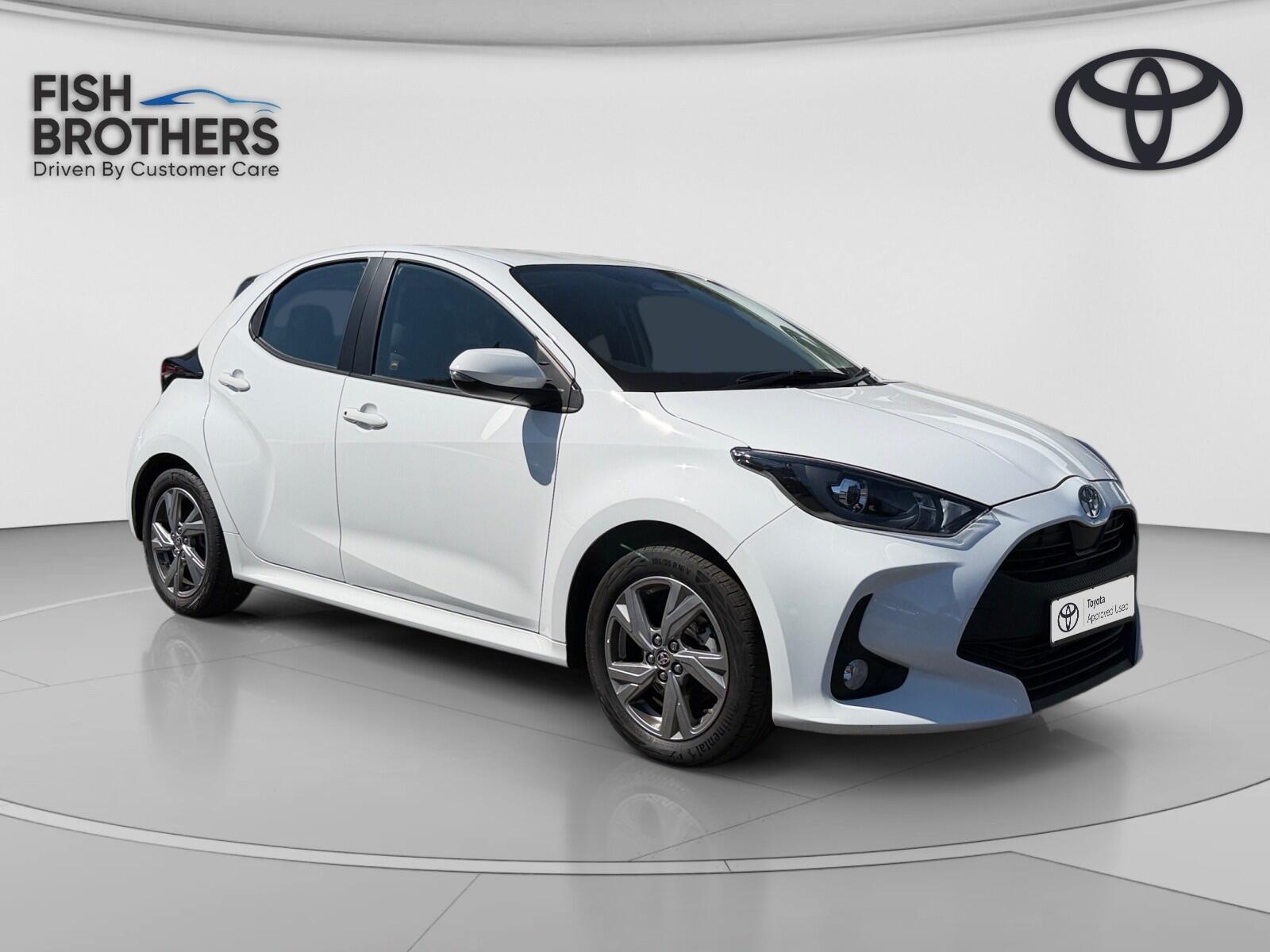Main listing image - Toyota Yaris
