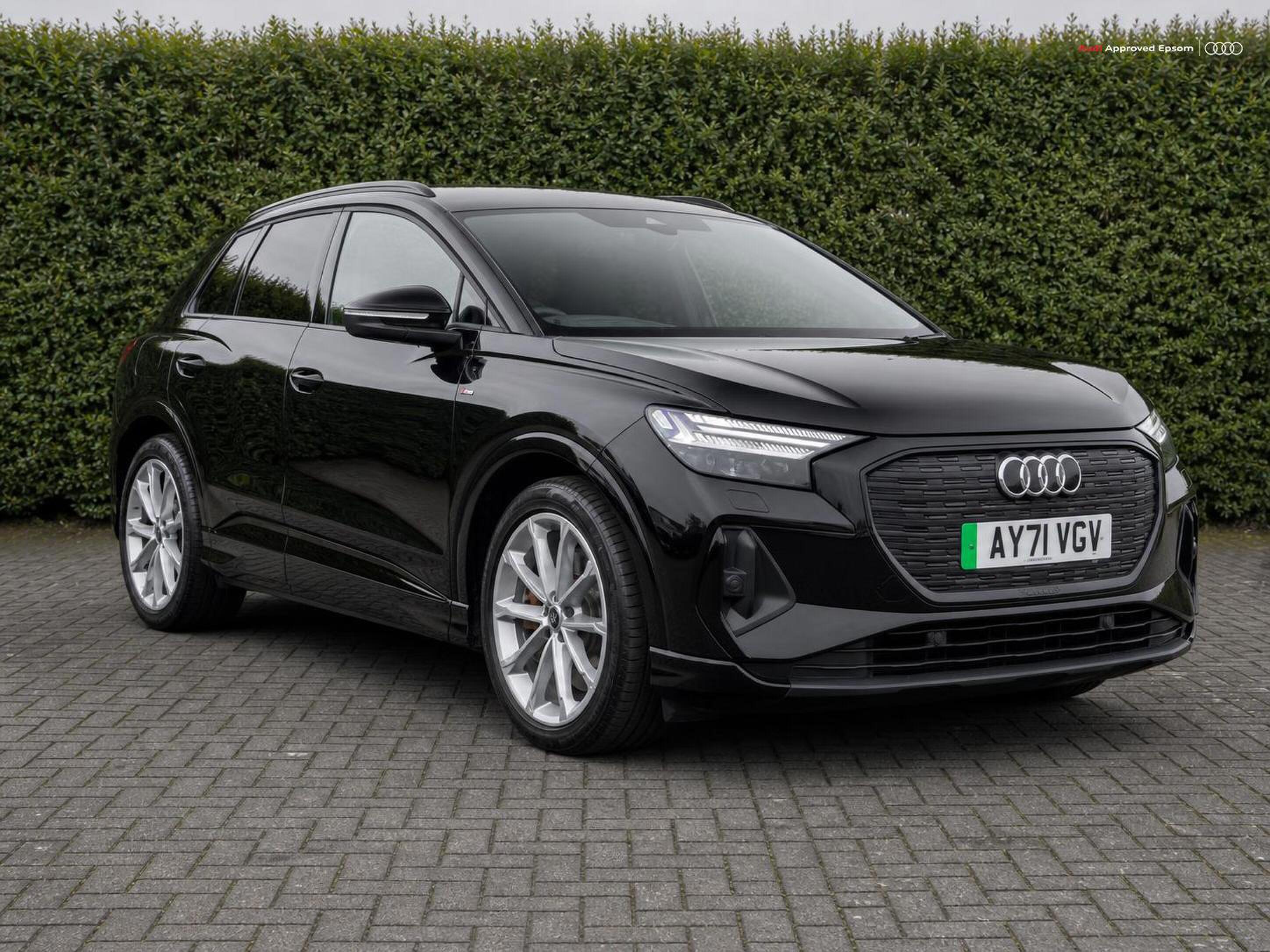 Main listing image - Audi Q4