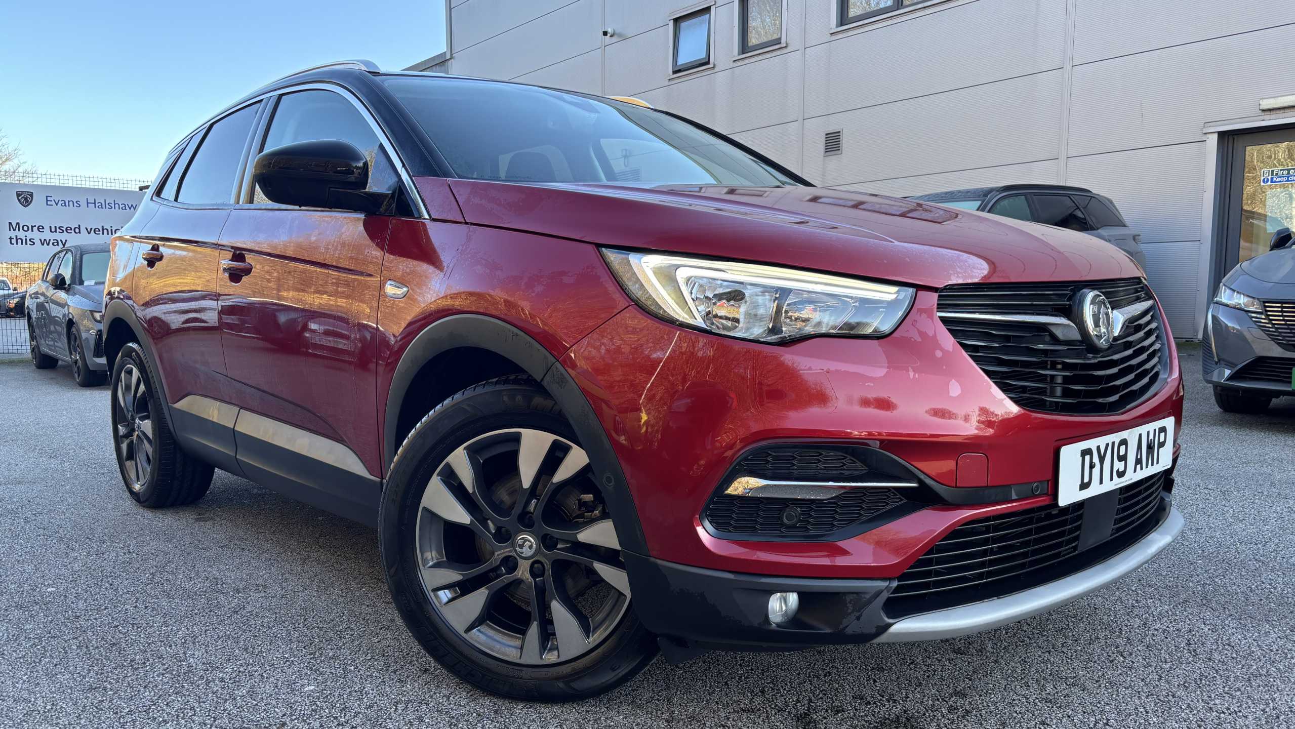 Main listing image - Vauxhall Grandland X