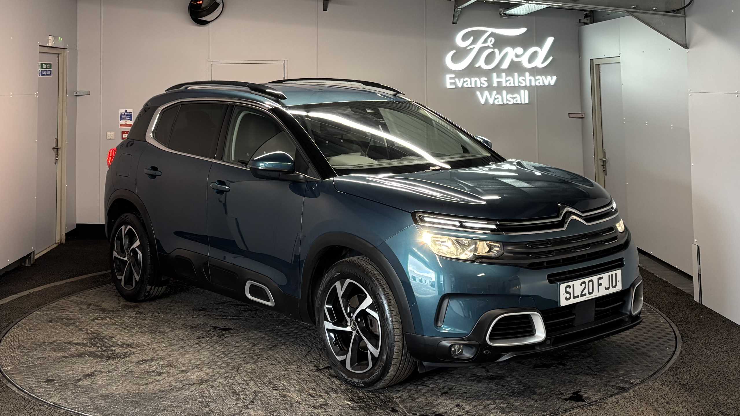 Main listing image - Citroen C5 Aircross