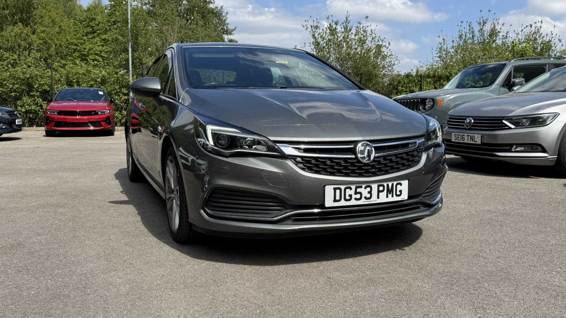Main listing image - Vauxhall Astra