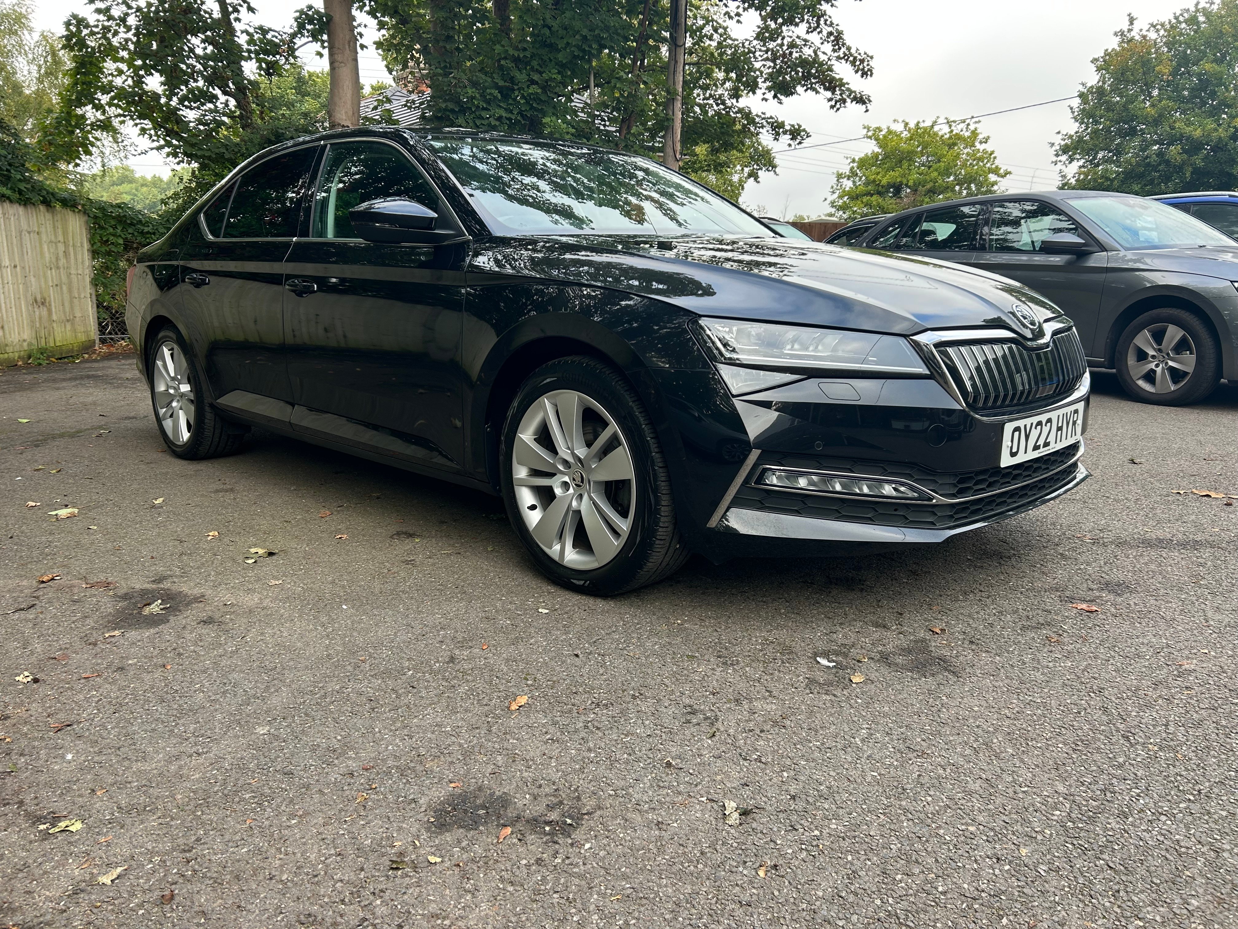 Main listing image - Skoda Superb