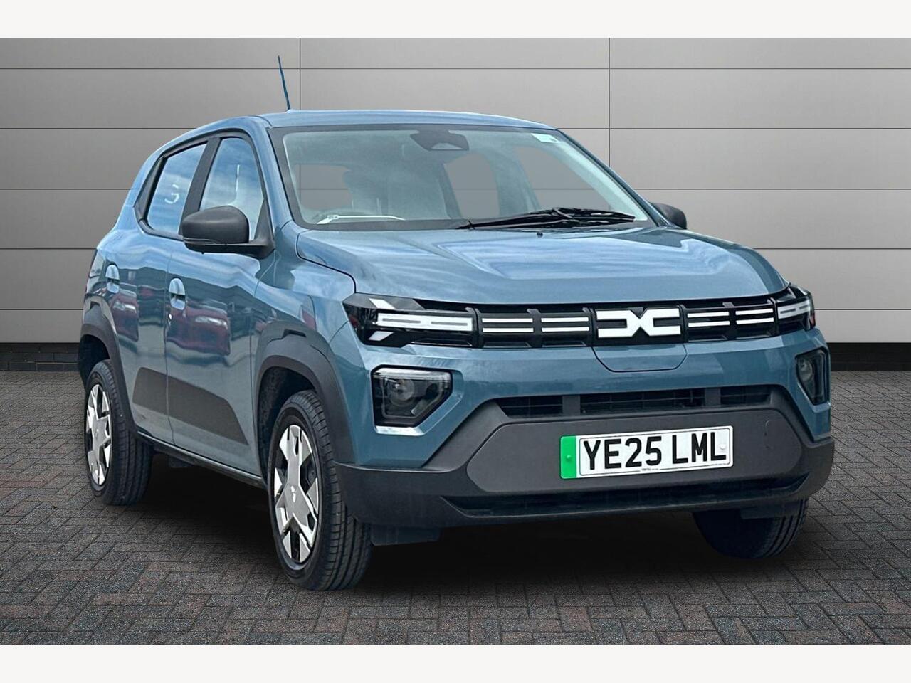 Main listing image - Dacia Spring