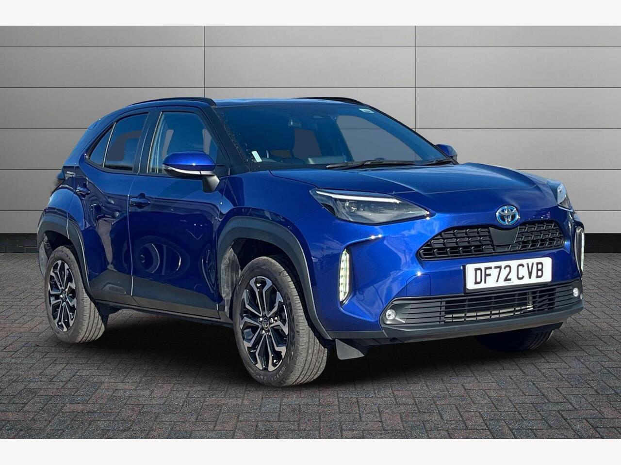 Main listing image - Toyota Yaris Cross