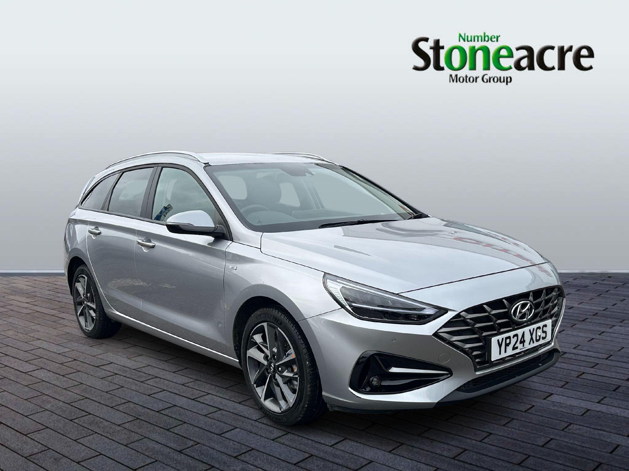 Main listing image - Hyundai i30 Tourer