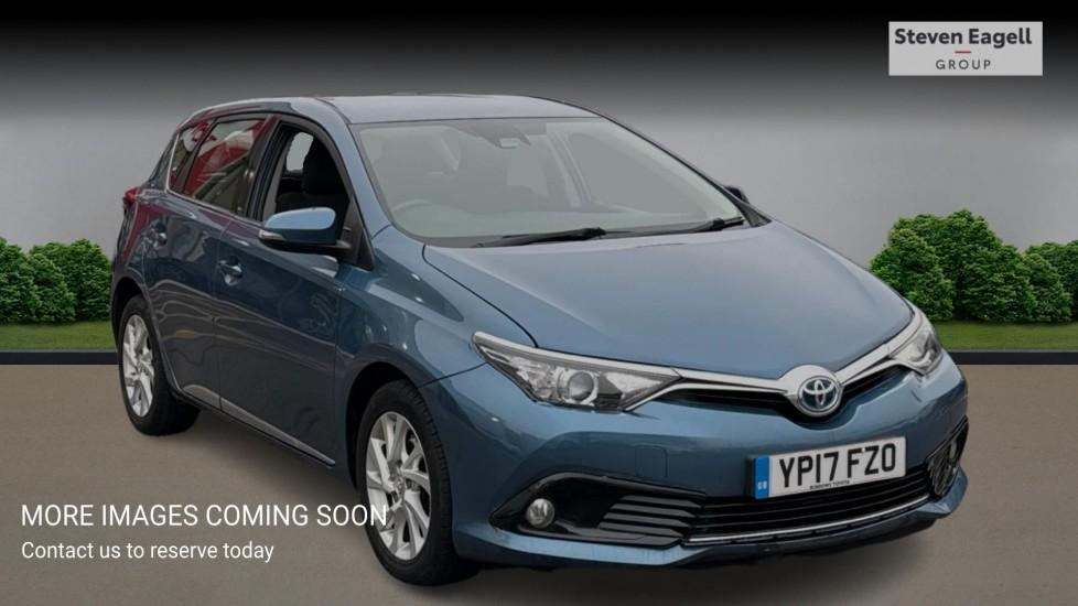 Main listing image - Toyota Auris