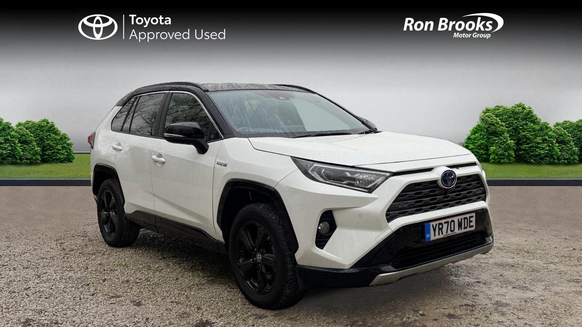 Main listing image - Toyota RAV4