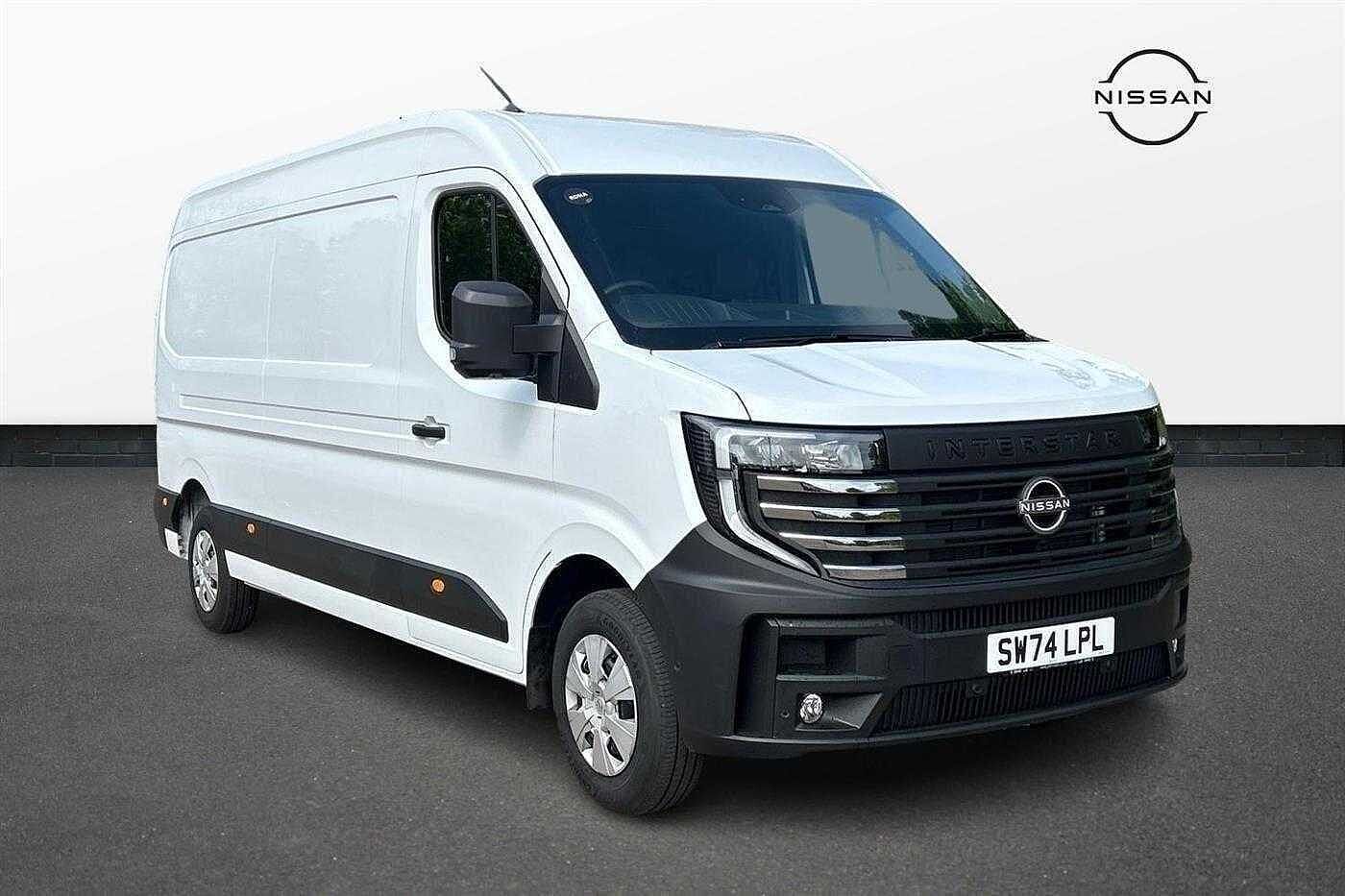 Main listing image - Nissan Interstar