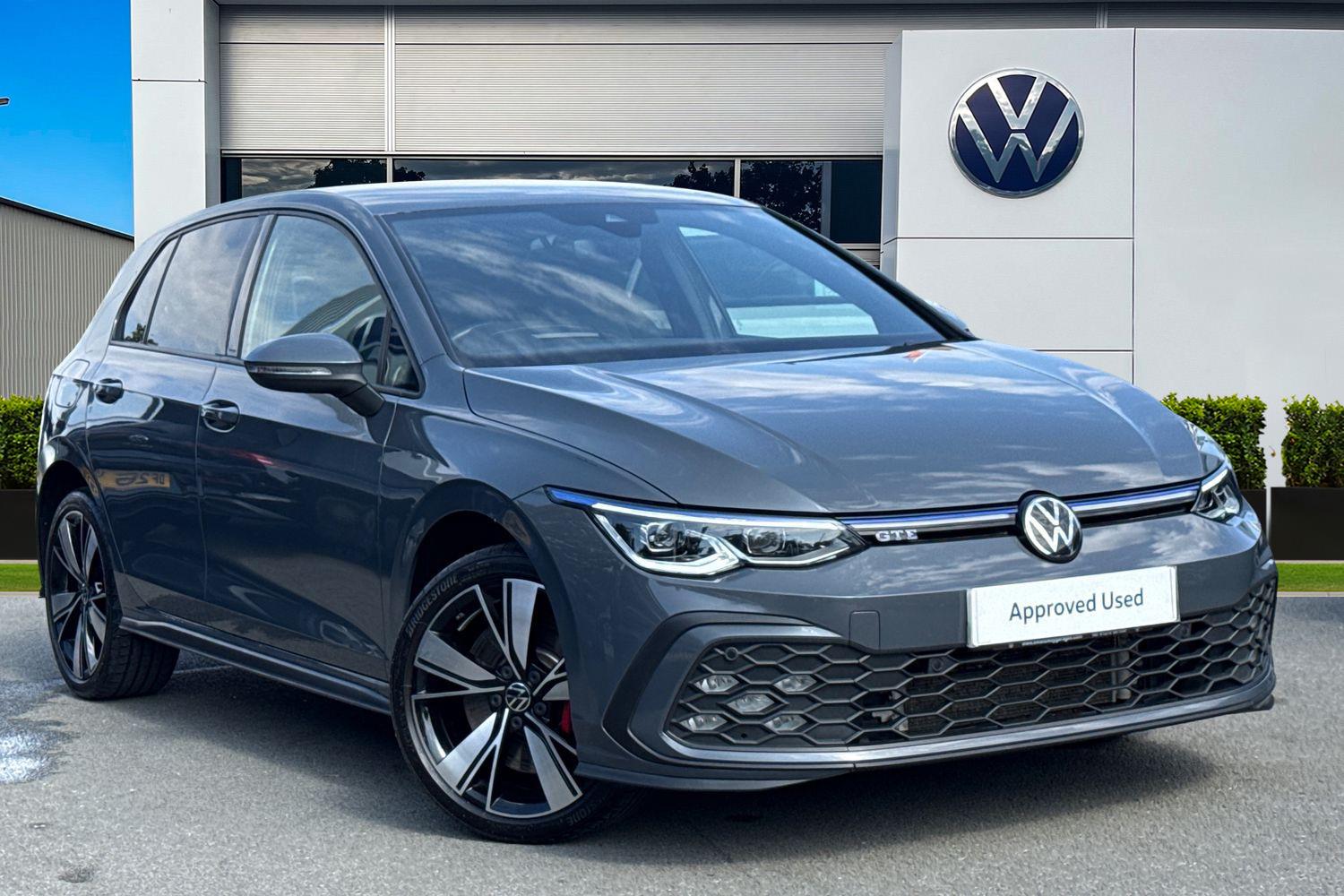 Main listing image - Volkswagen Golf