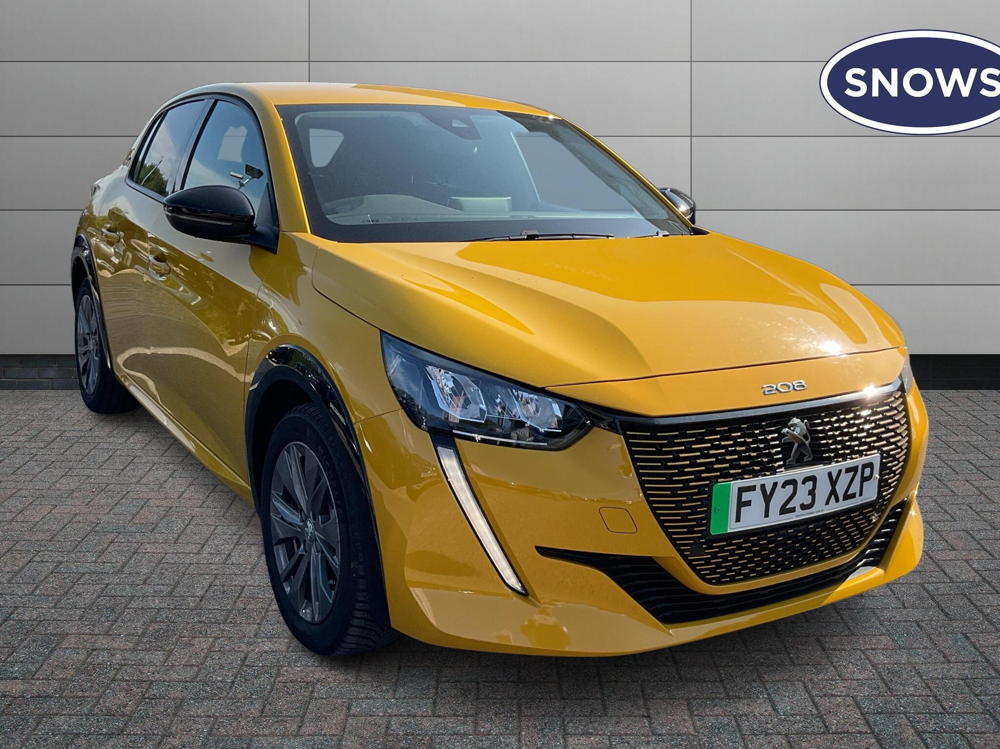Main listing image - Peugeot e-208
