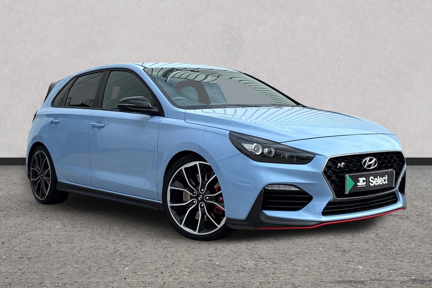 Main listing image - Hyundai i30