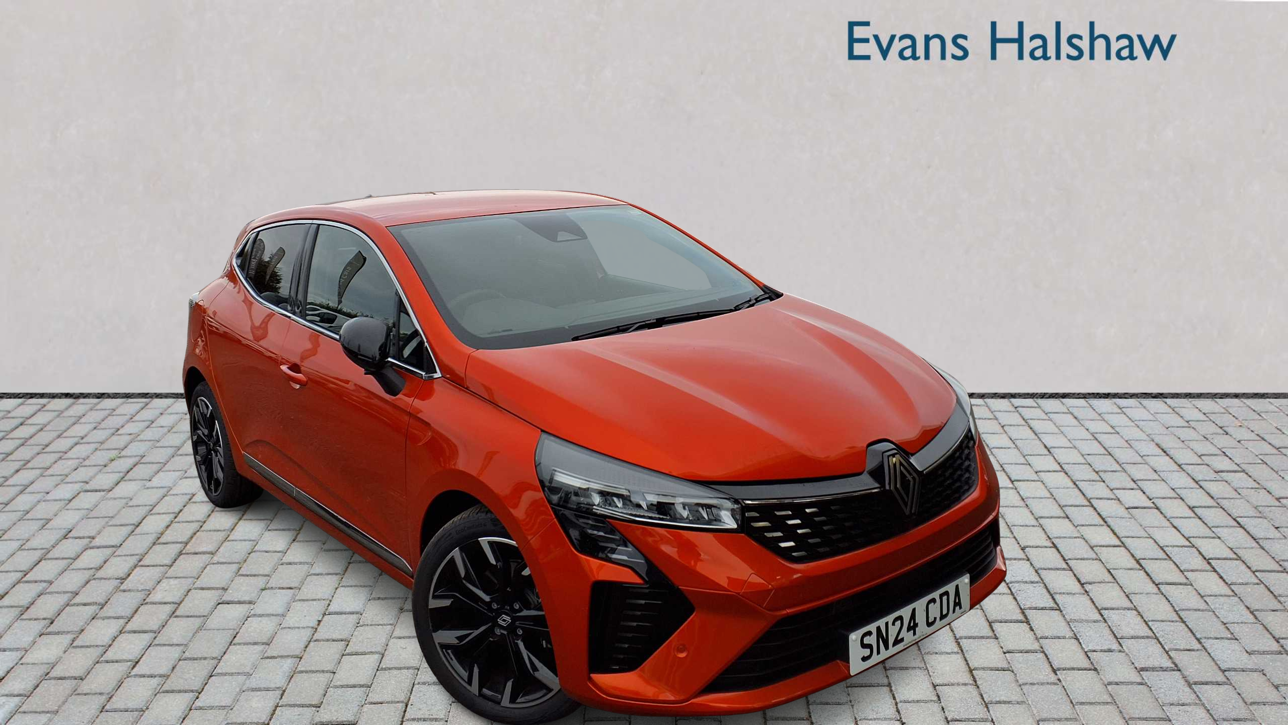 Main listing image - Renault Clio
