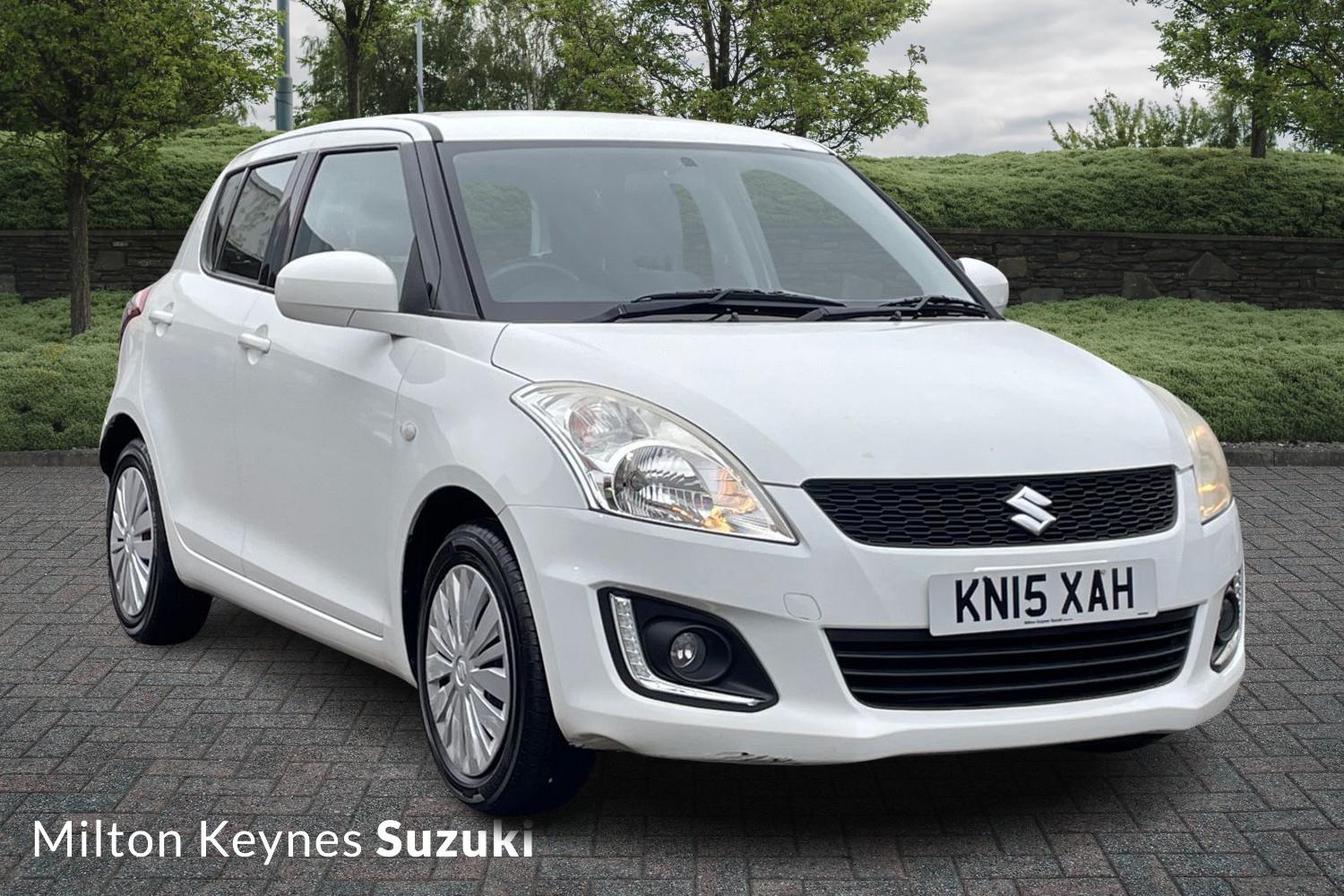 Main listing image - Suzuki Swift