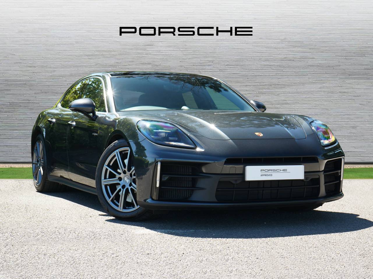 Main listing image - Porsche Panamera