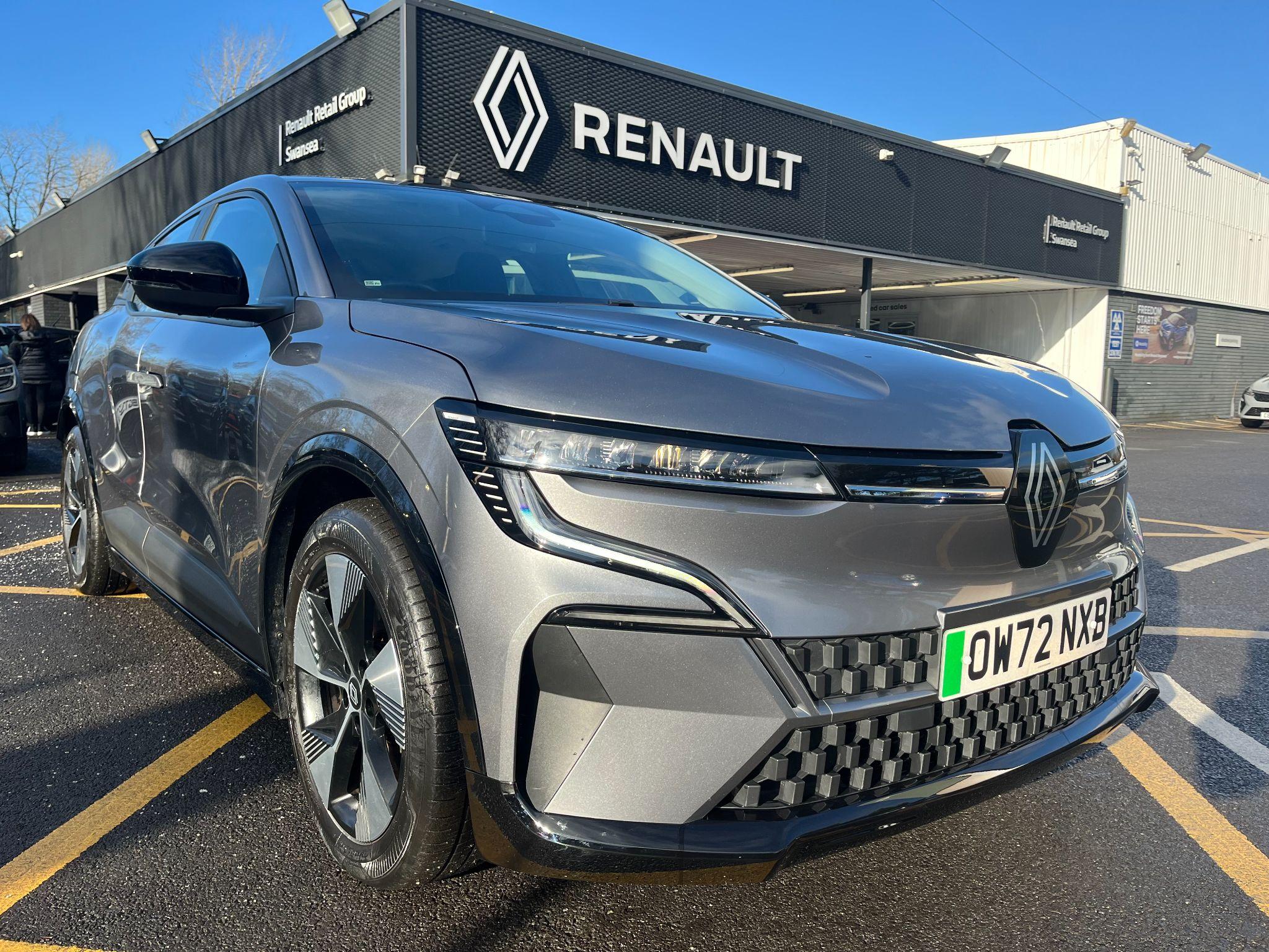 Main listing image - Renault Megane E Tech