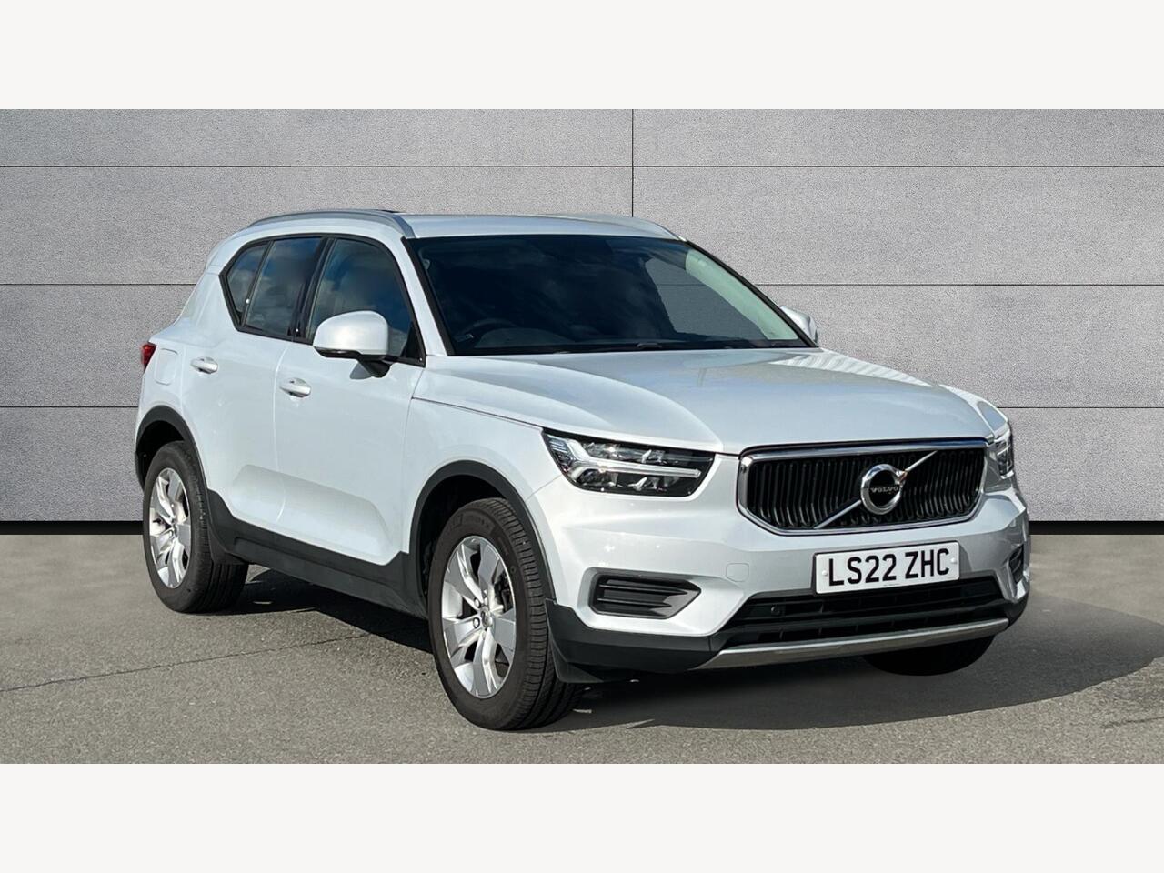 Main listing image - Volvo XC40