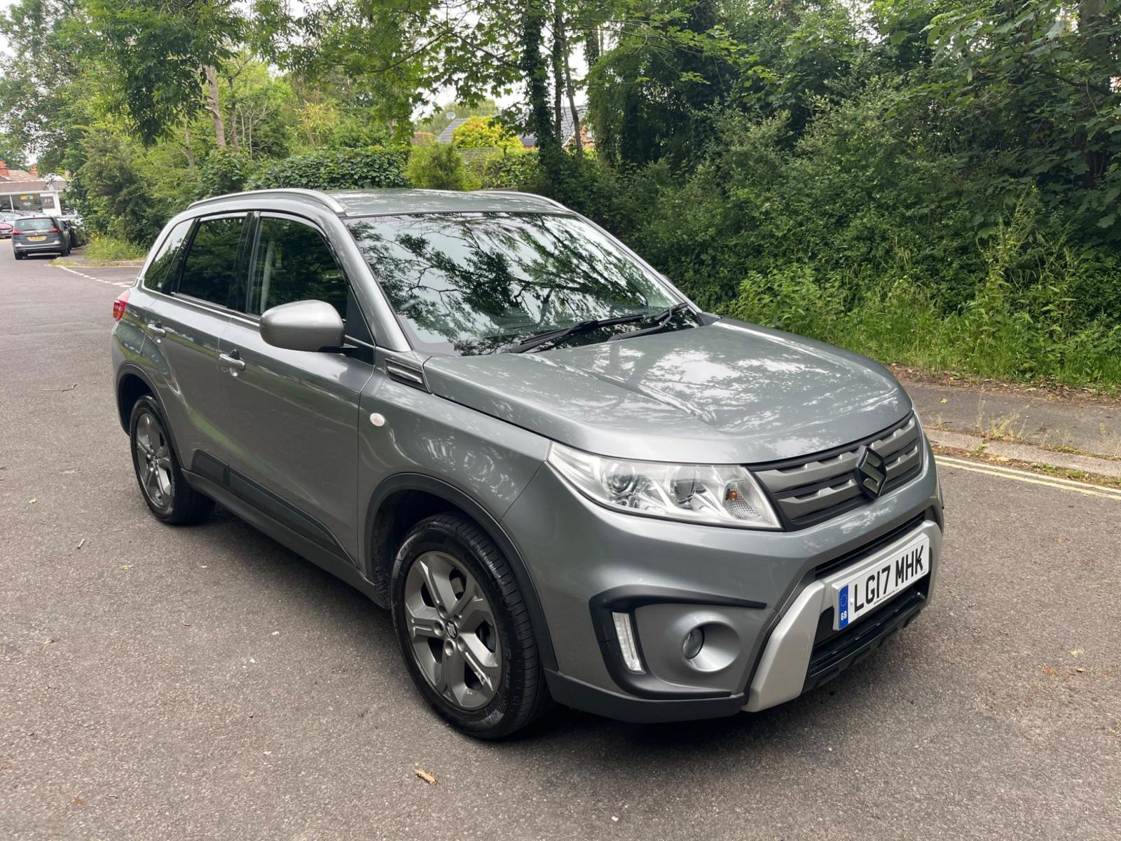 Main listing image - Suzuki Vitara