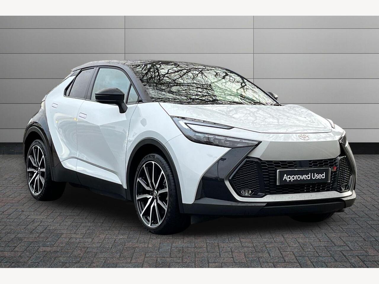 Main listing image - Toyota C-HR