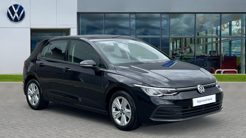 Main listing image - Volkswagen Golf