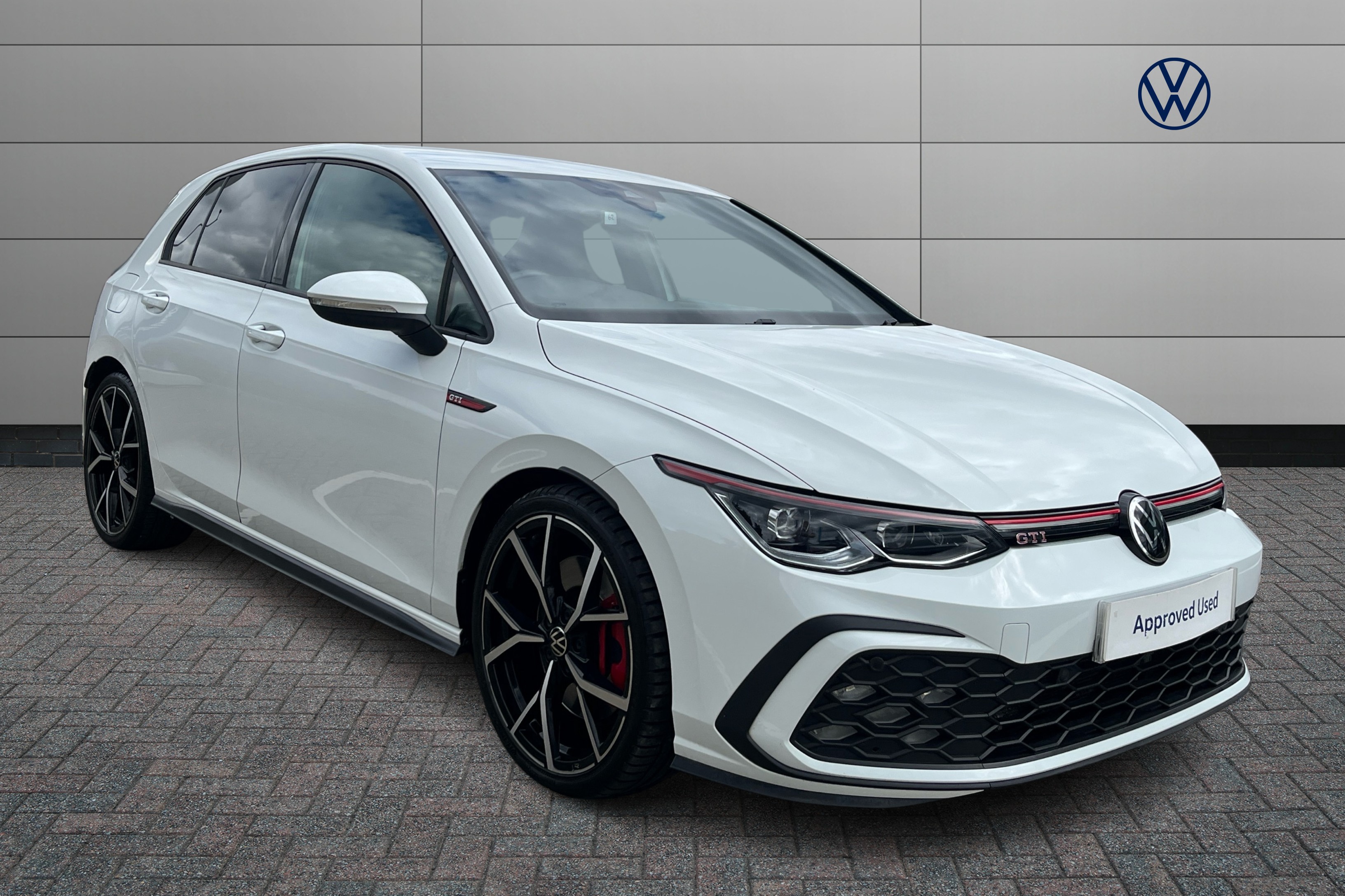 Main listing image - Volkswagen Golf GTI