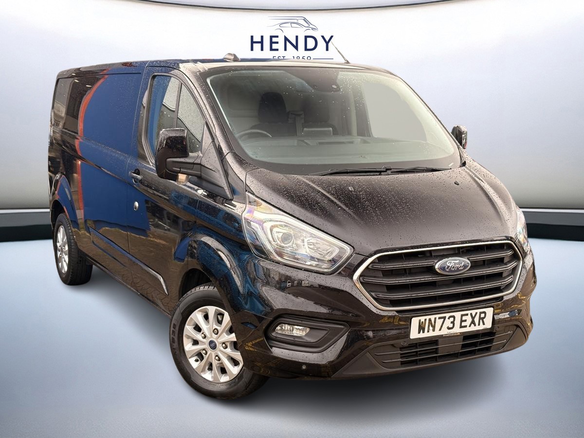 Main listing image - Ford Transit Custom