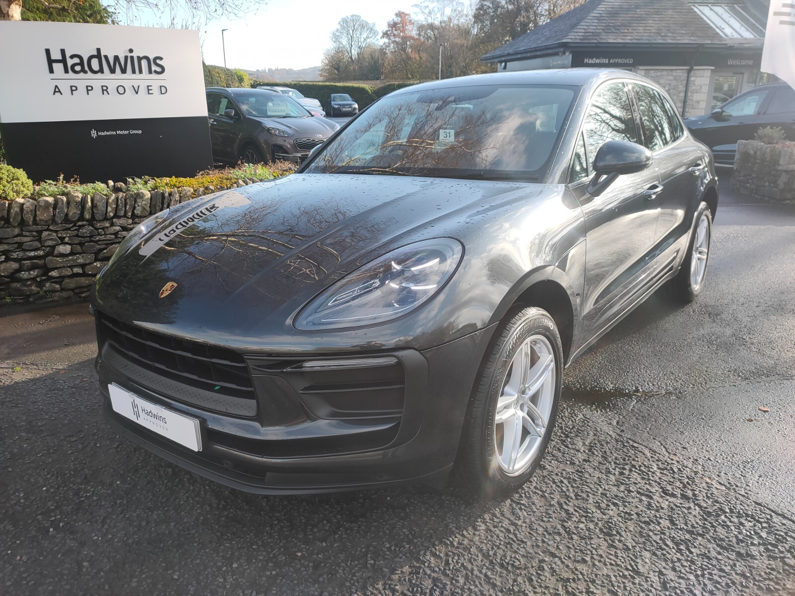 Main listing image - Porsche Macan