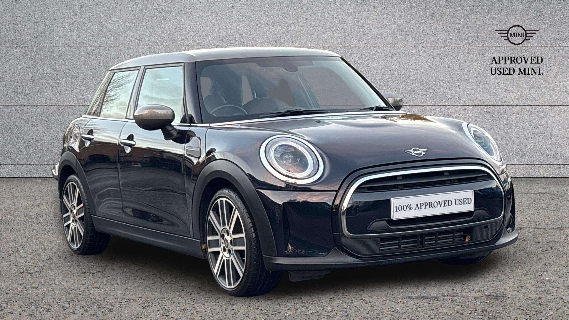 Main listing image - MINI Hatchback 5dr