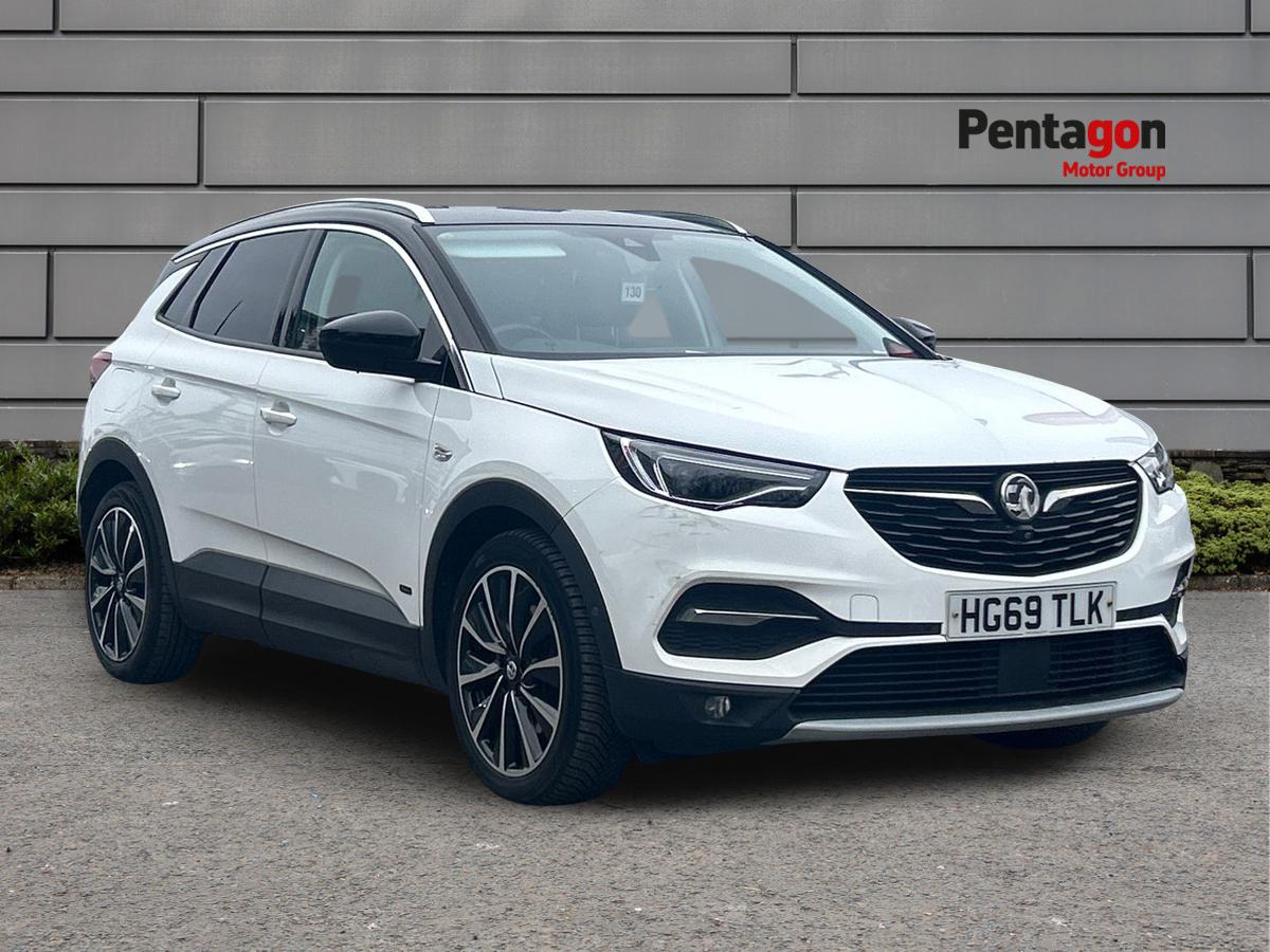 Main listing image - Vauxhall Grandland X