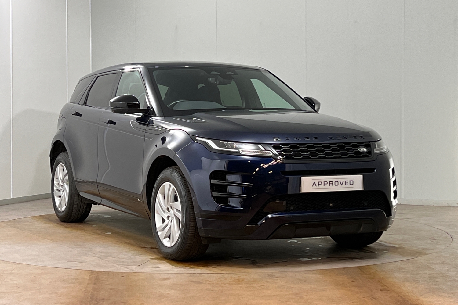 Main listing image - Land Rover Range Rover Evoque