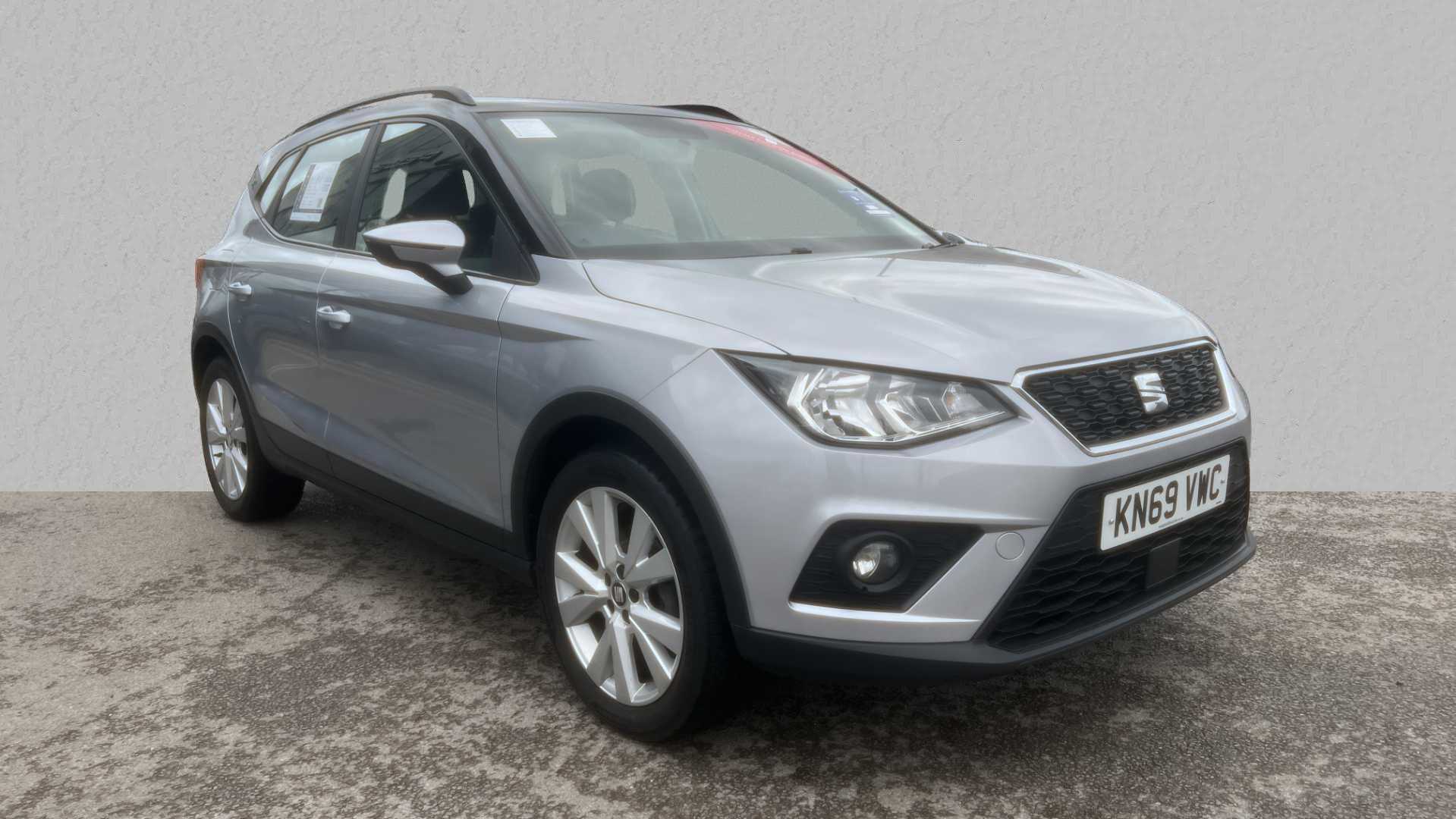 Main listing image - SEAT Arona