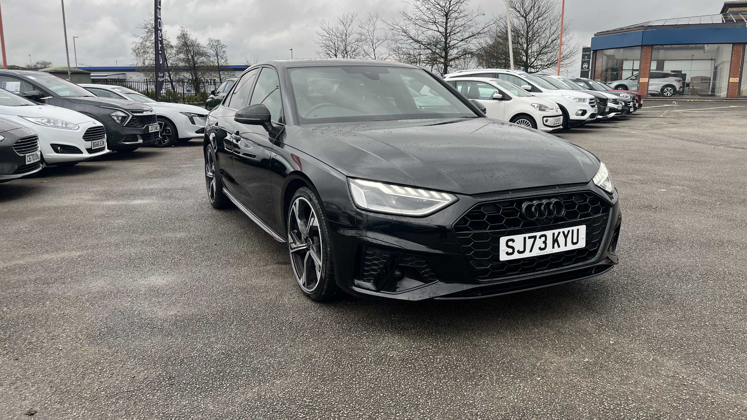 Main listing image - Audi A4