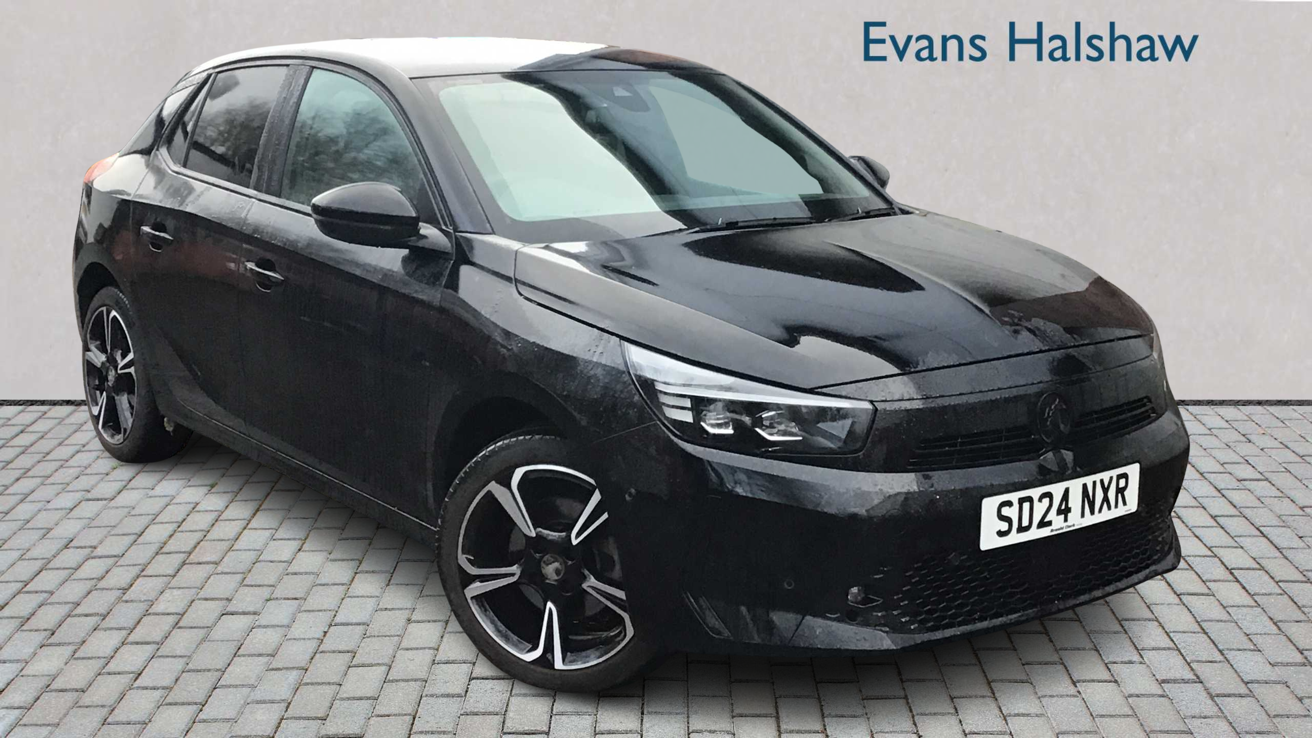 Main listing image - Vauxhall Corsa