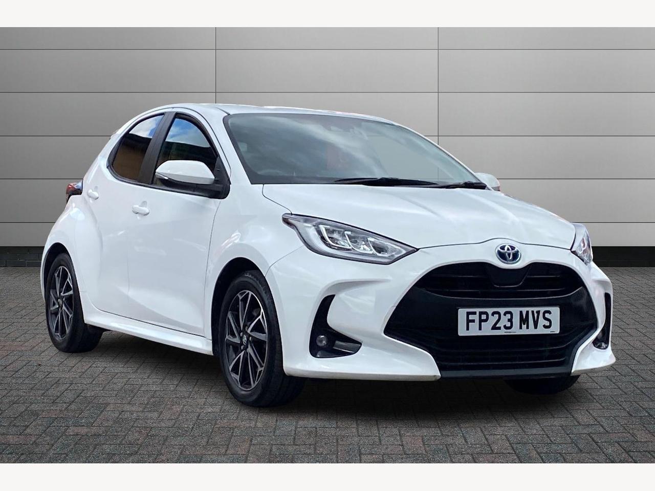 Main listing image - Toyota Yaris