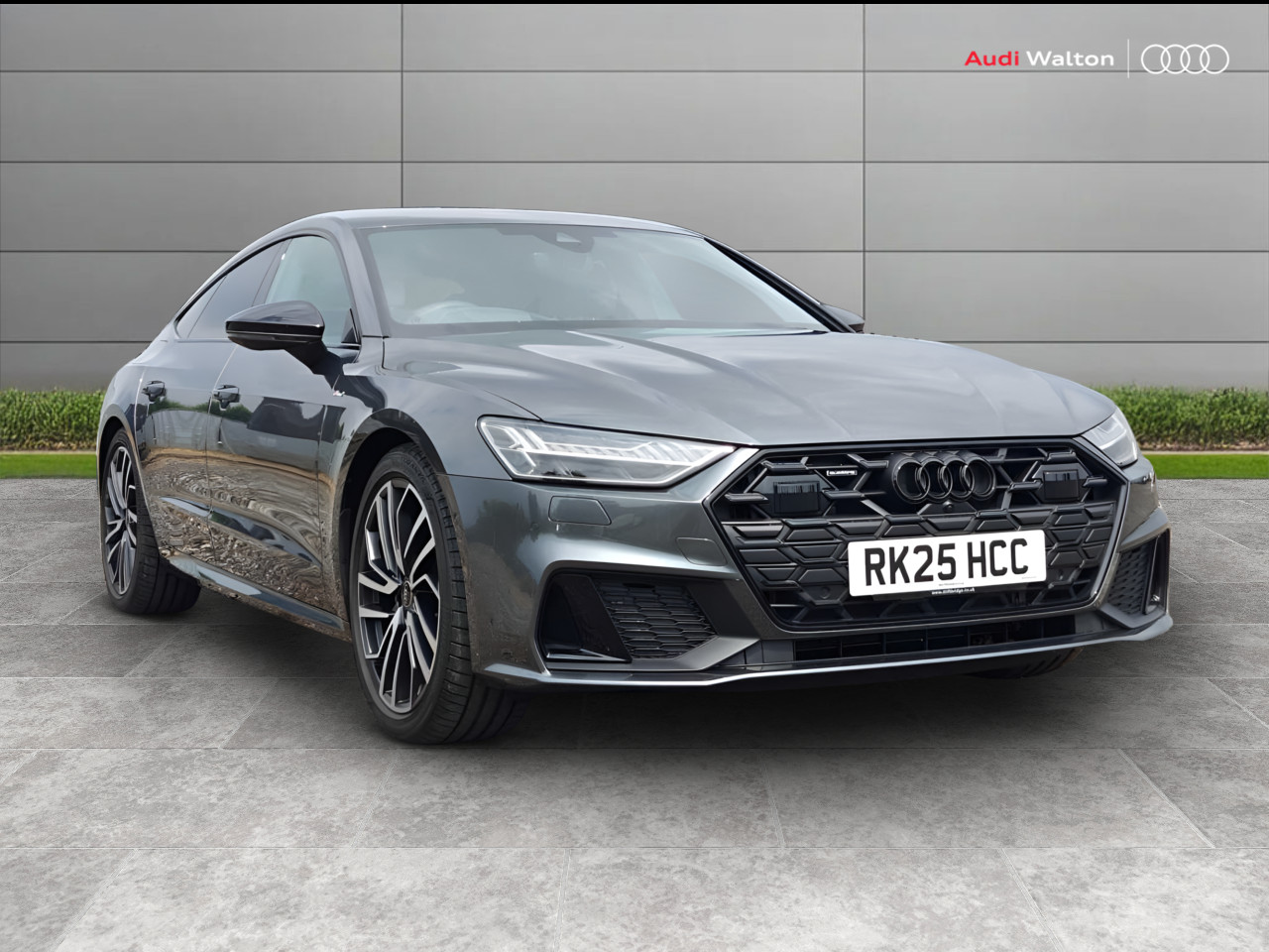 Main listing image - Audi A7