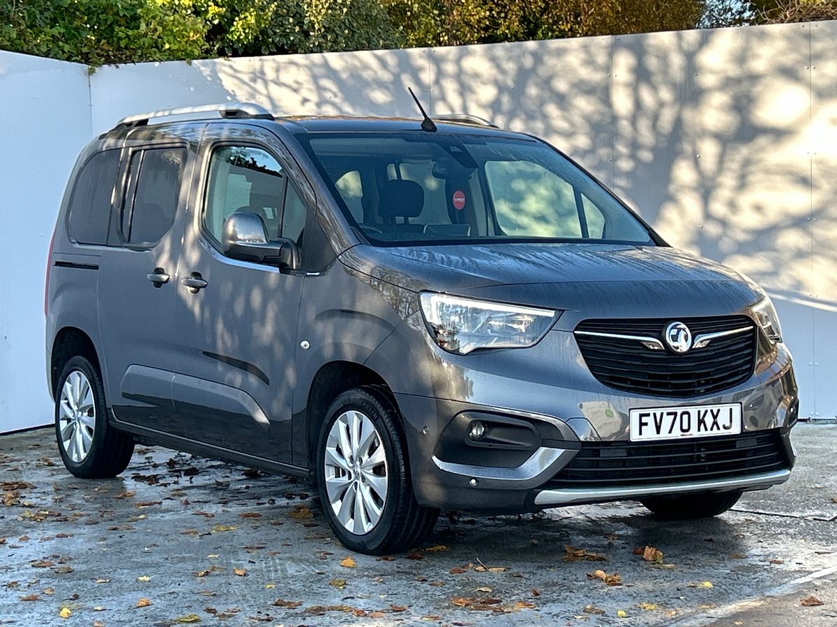 Main listing image - Vauxhall Combo Life