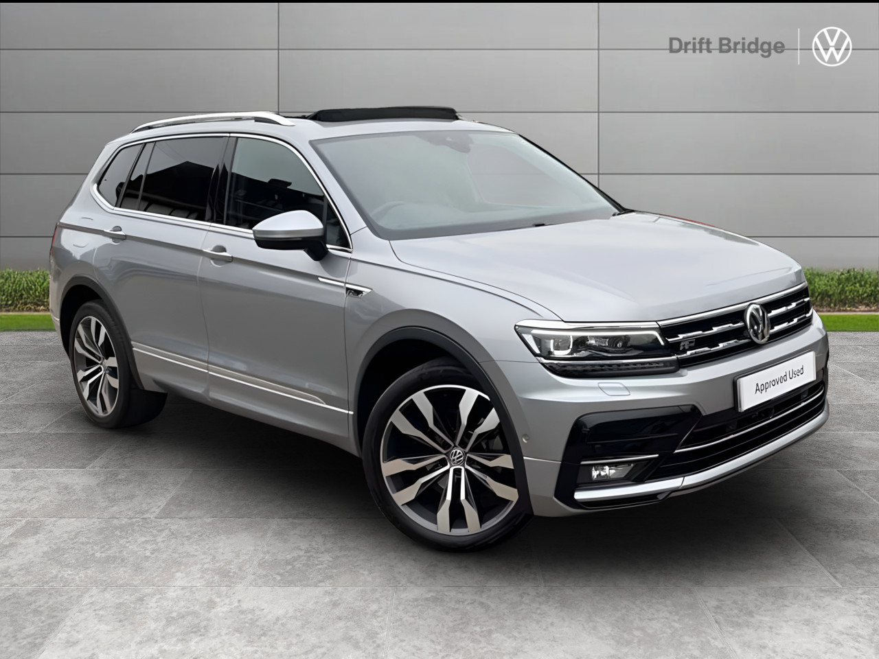 Main listing image - Volkswagen Tiguan Allspace