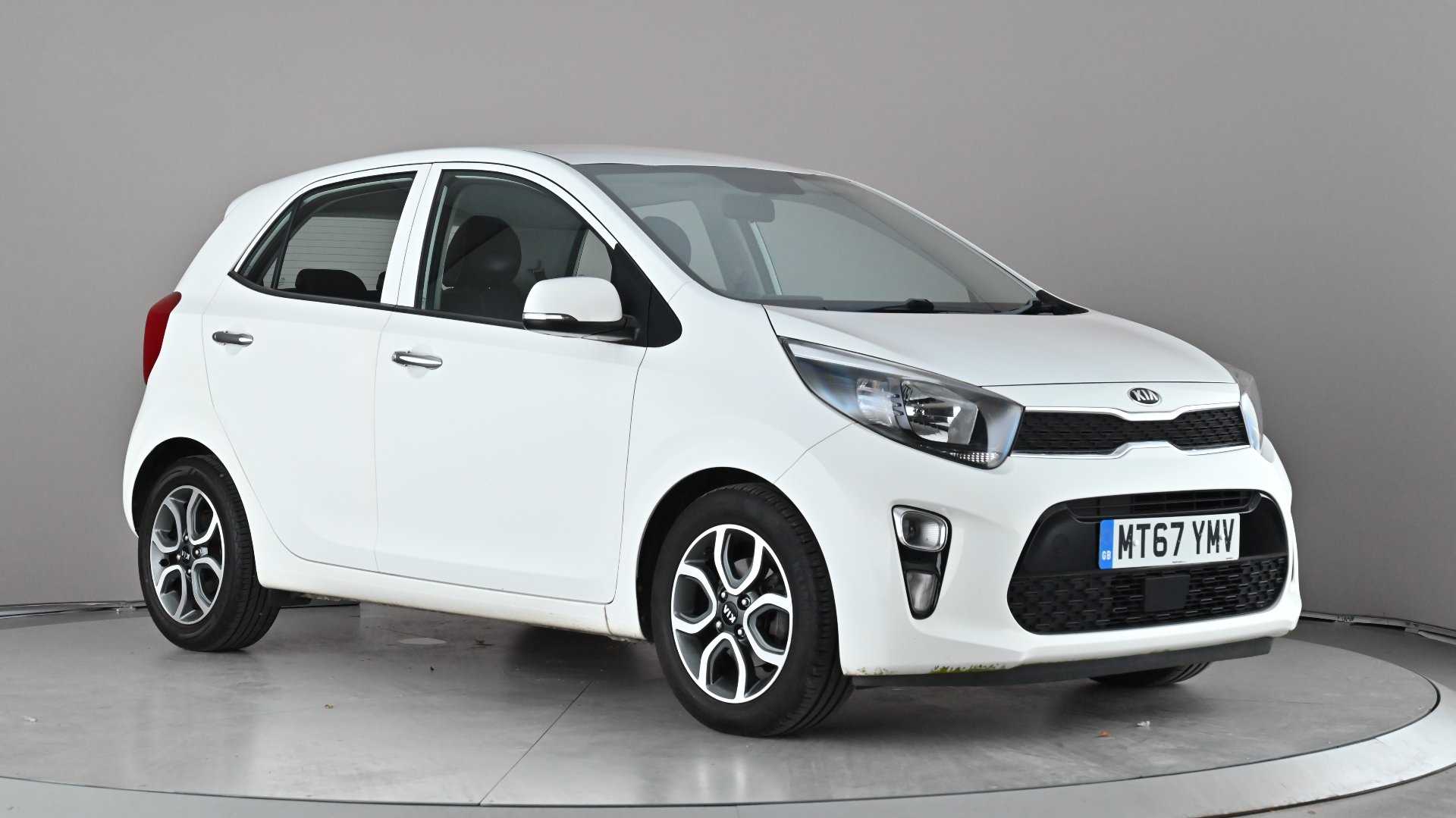 Main listing image - Kia Picanto