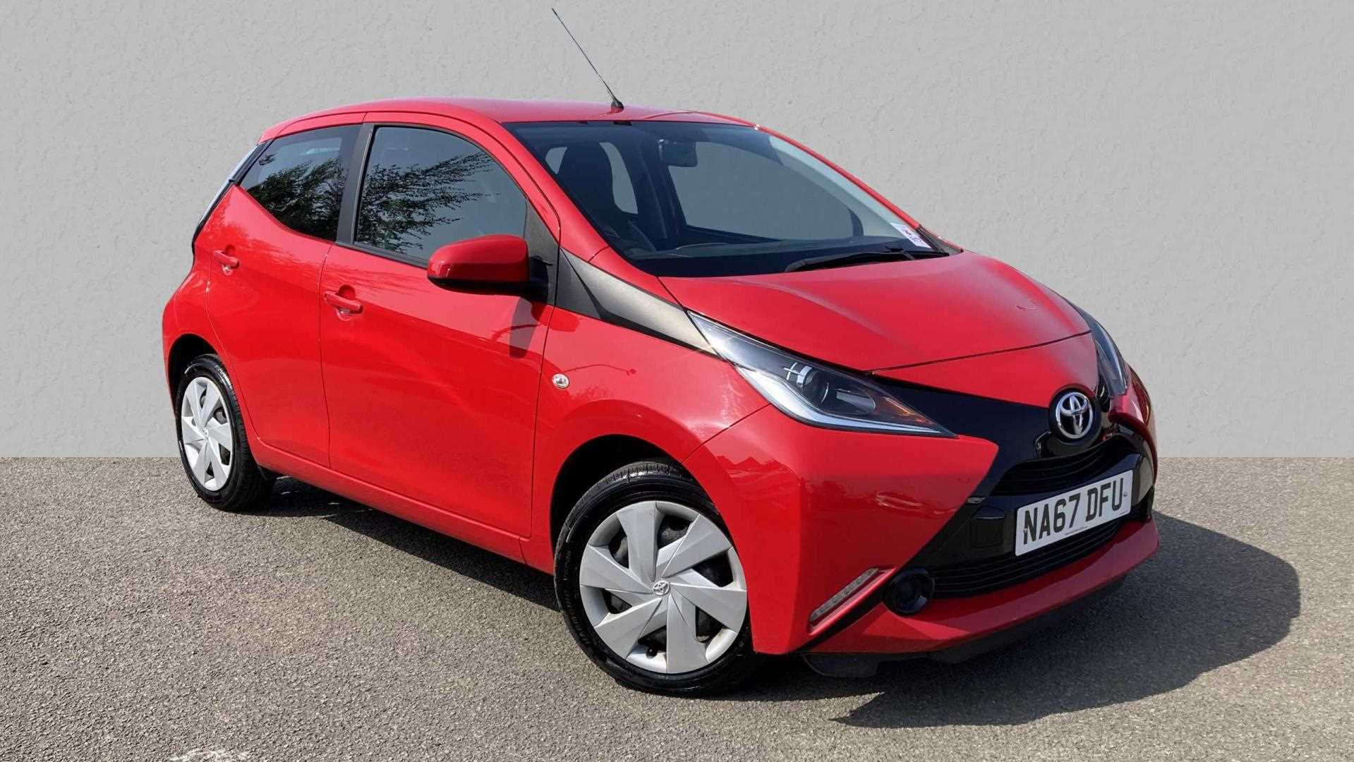 Main listing image - Toyota Aygo