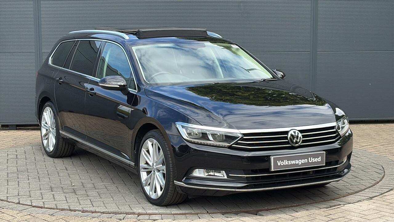 Main listing image - Volkswagen Passat