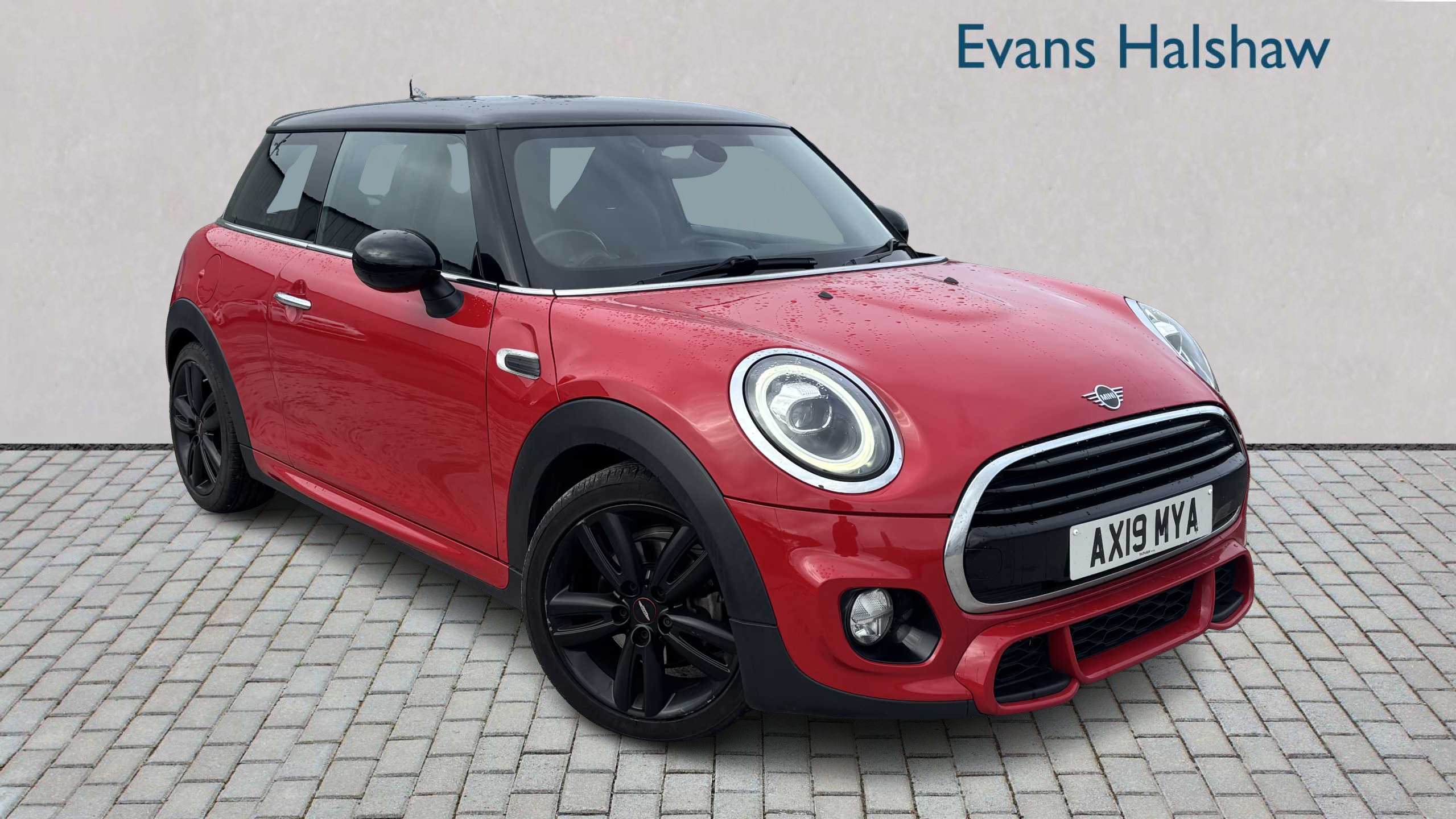 Main listing image - MINI Hatchback
