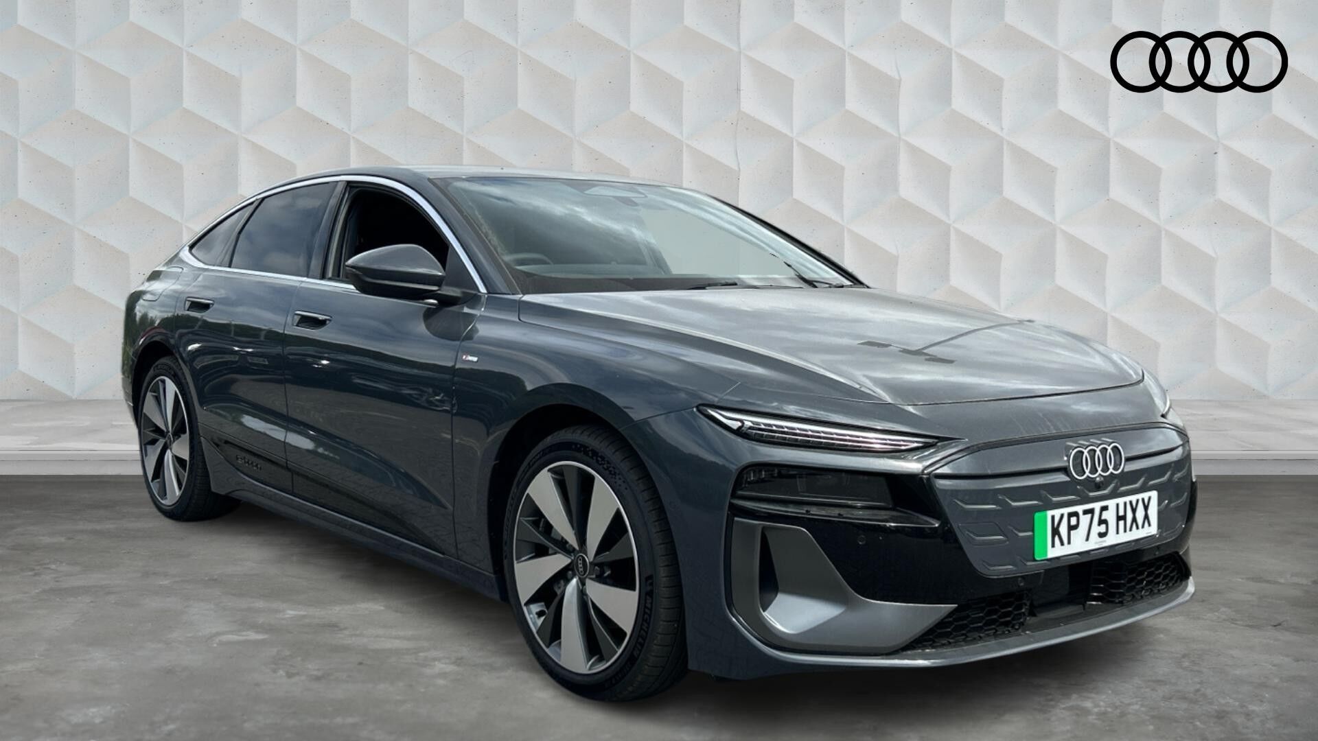 Main listing image - Audi A6